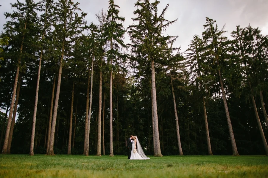 Cuneo_Mansion_Wedding_Photographer_Chicago_Suburbs_0043.jpg