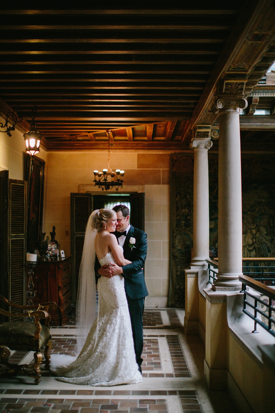 Cuneo_Mansion_Wedding_Photographer_Chicago_Suburbs_0046.jpg