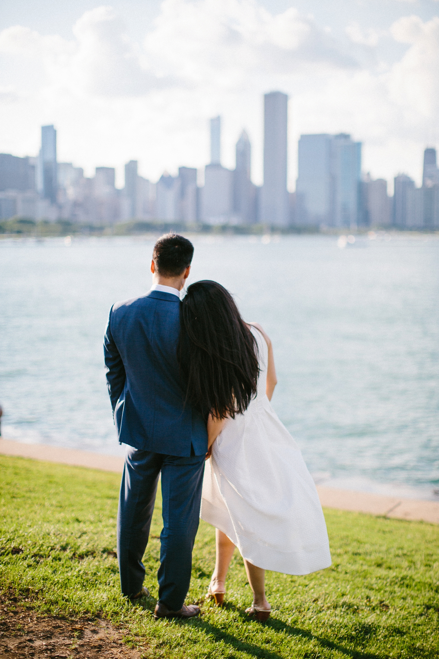 chicago-top-destination-wedding-photographer-outdoor-intimate_0010.jpg