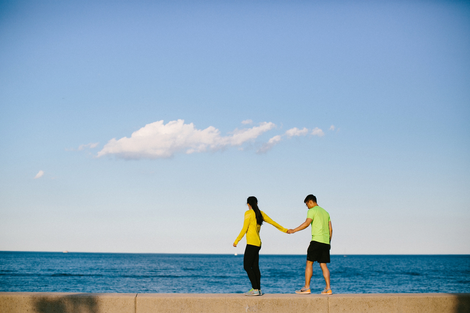 chicago-top-destination-wedding-photographer-outdoor-intimate_0012.jpg