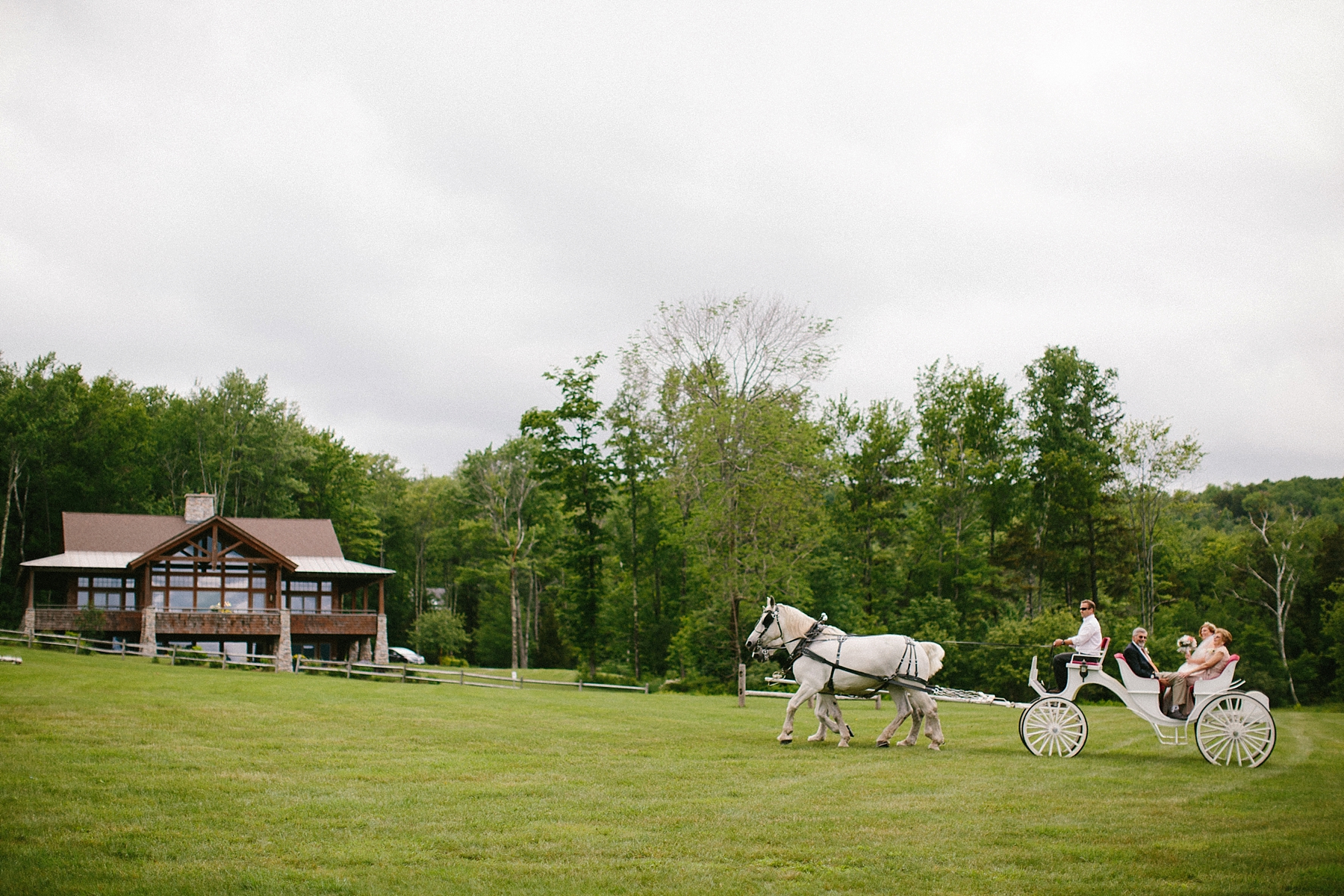 vermont-outdoor-wedding-ceremony-photographer_0023.jpg