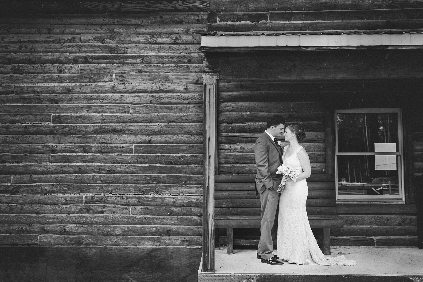 alaska-elopement-wedding-destination-photographer_0007.jpg