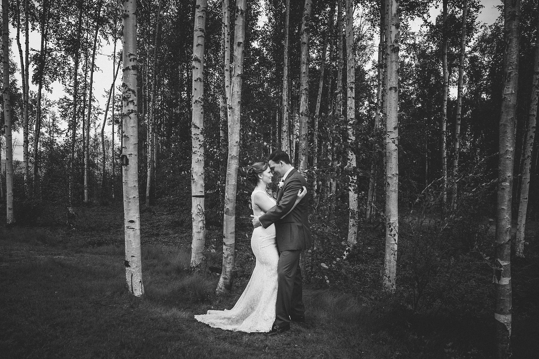 alaska-elopement-wedding-destination-photographer_0013.jpg