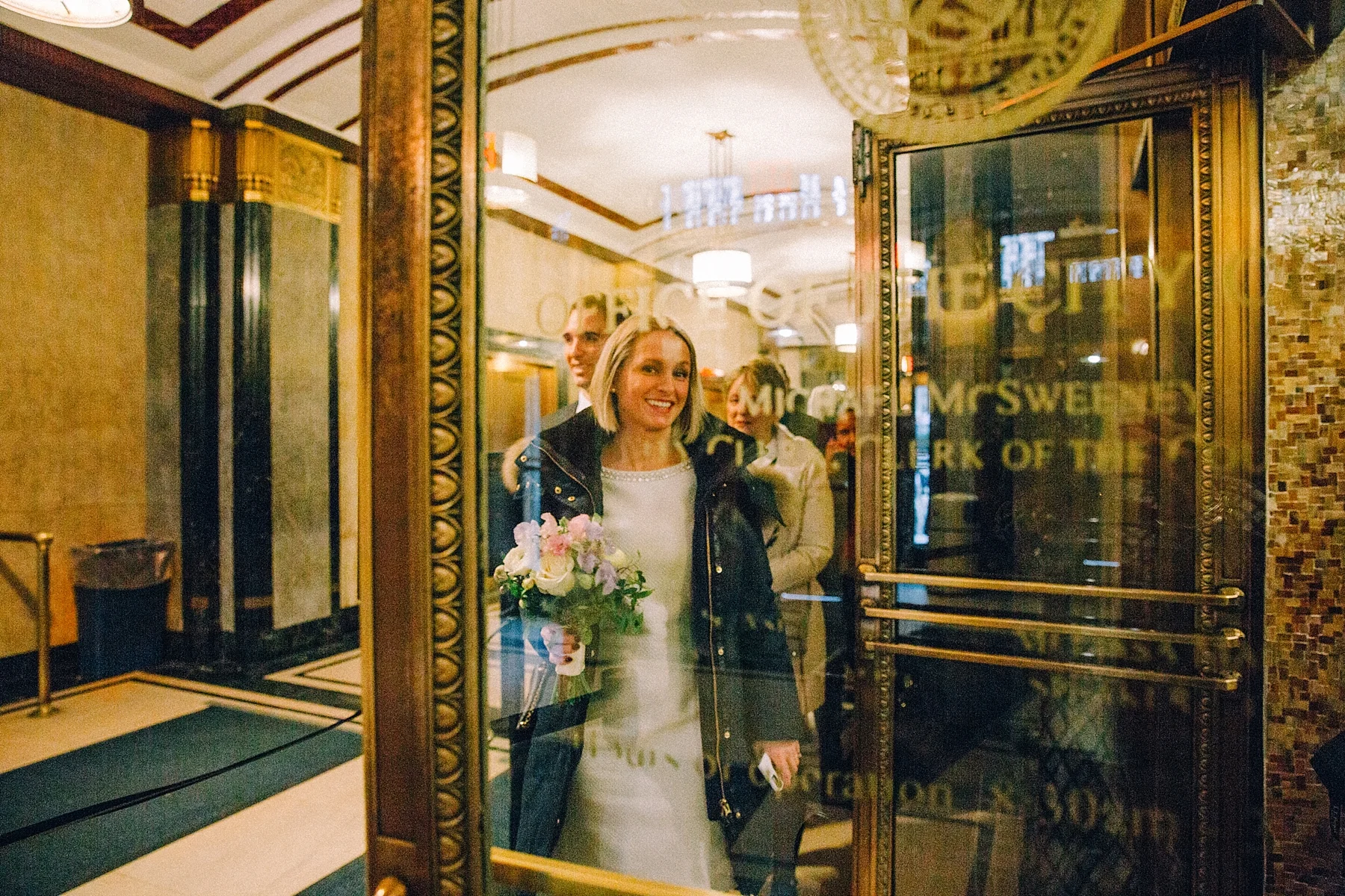 elopment-intimate-family-NYC-city-hall-photographer_0016.jpg