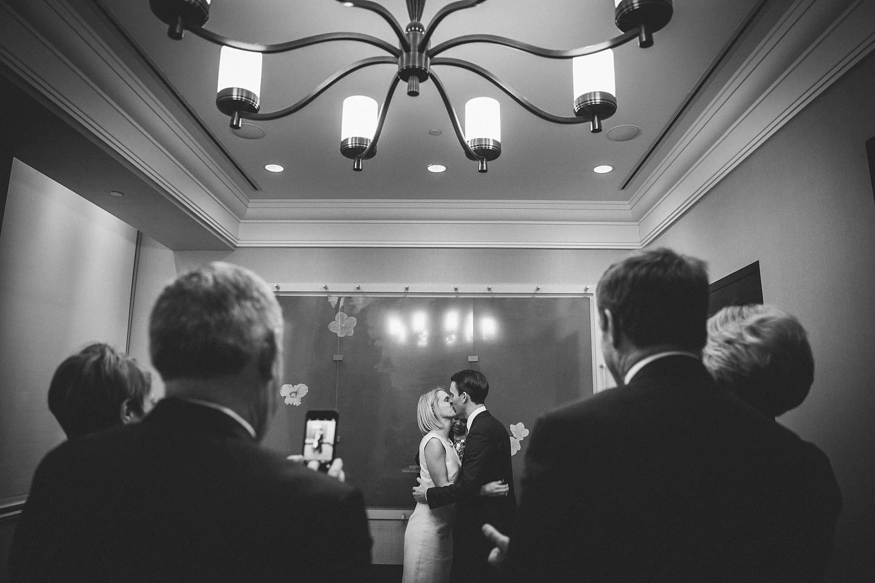 elopment-intimate-family-NYC-city-hall-photographer_0026.jpg