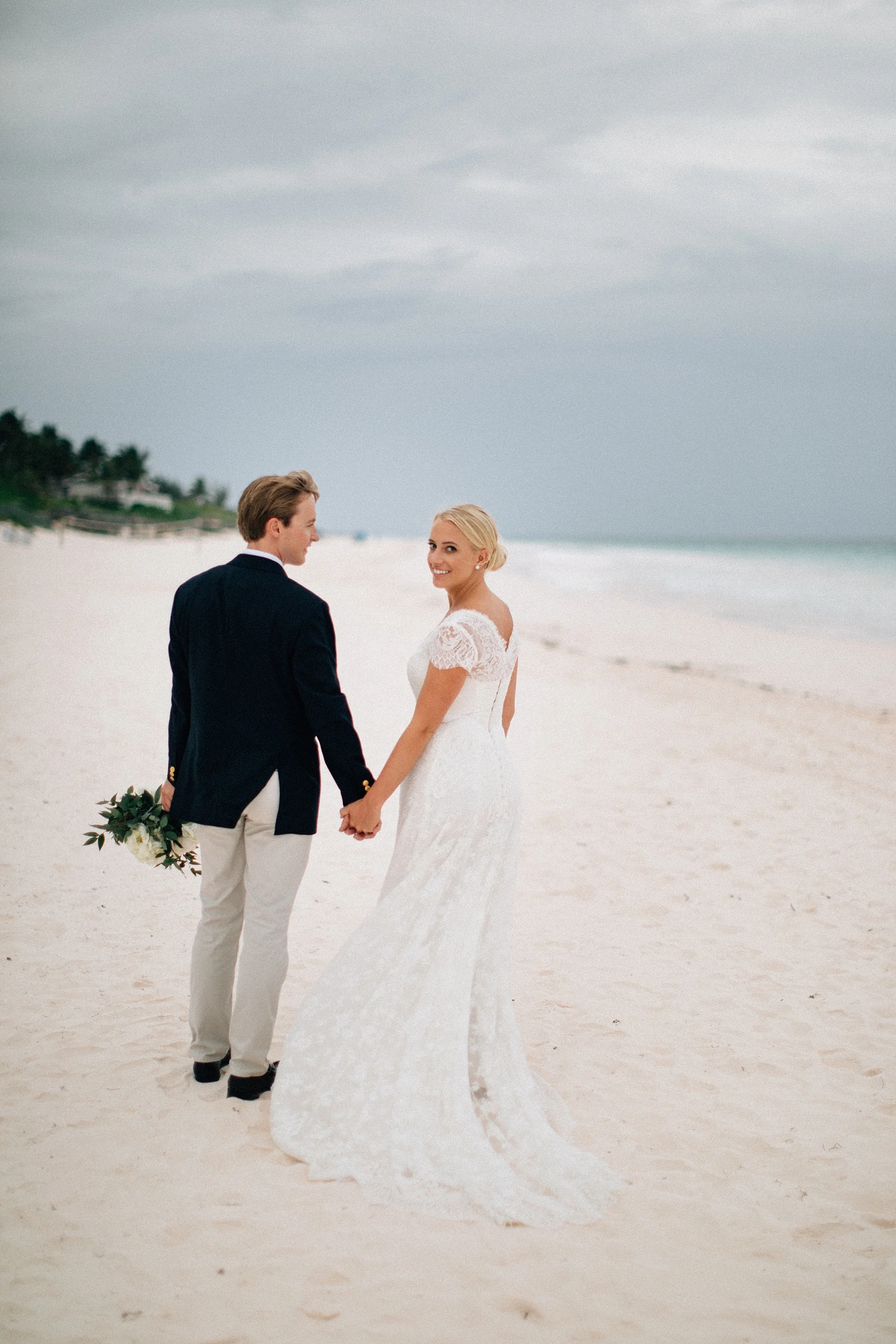 briland-wedding-photographer-harbour-island-bahamas_0036.jpg