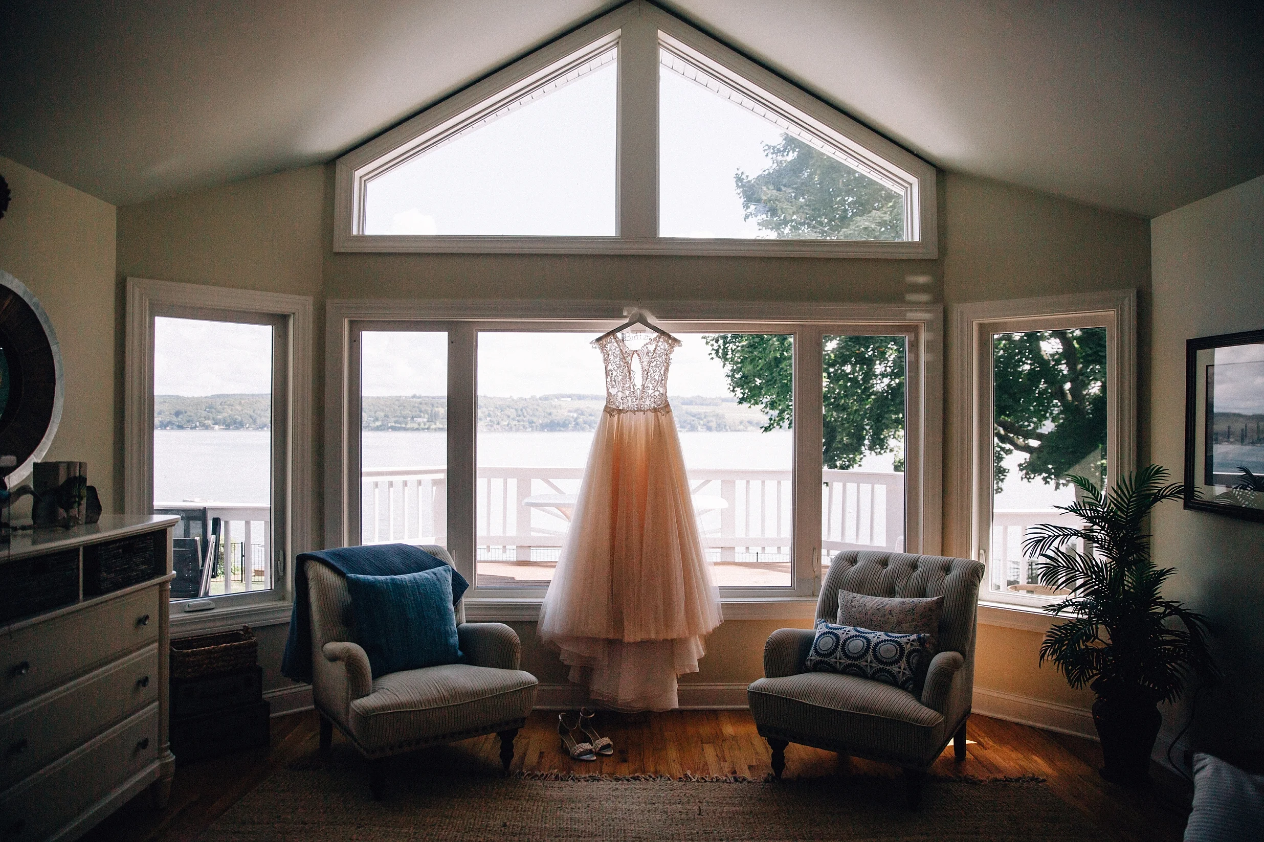 skaneateles-ny-wedding-photographer-country-club_0001.jpg