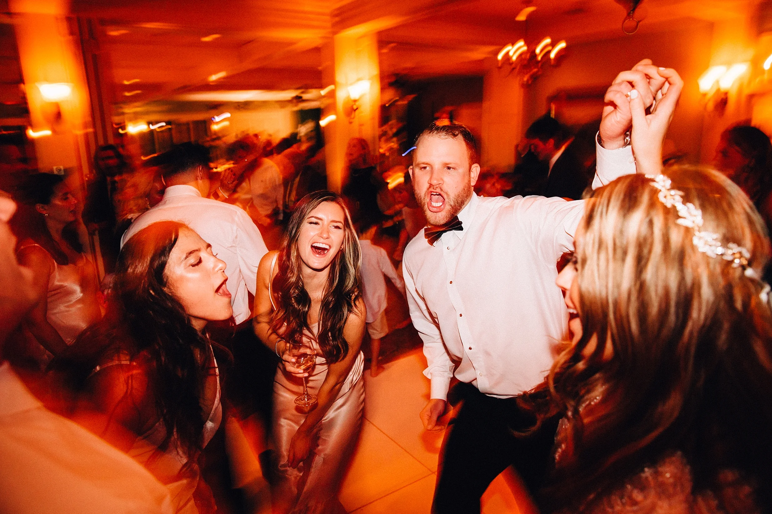 skaneateles-ny-wedding-photographer-country-club_0058.jpg