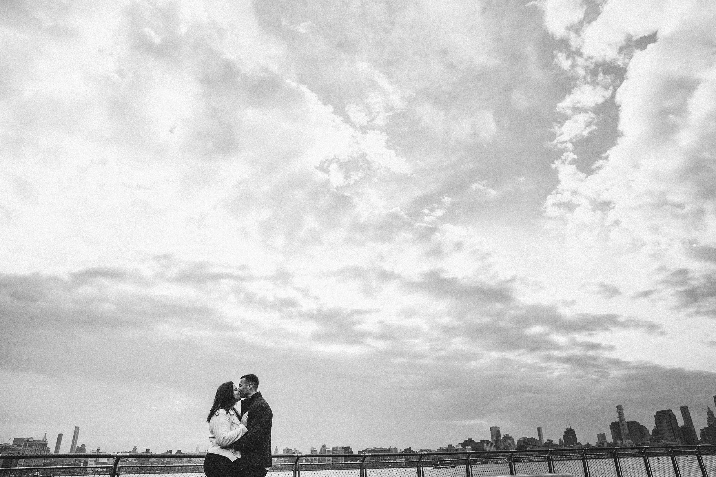 hoboken-engagement-session-pilot-winter-rainy-wedding_0009.jpg