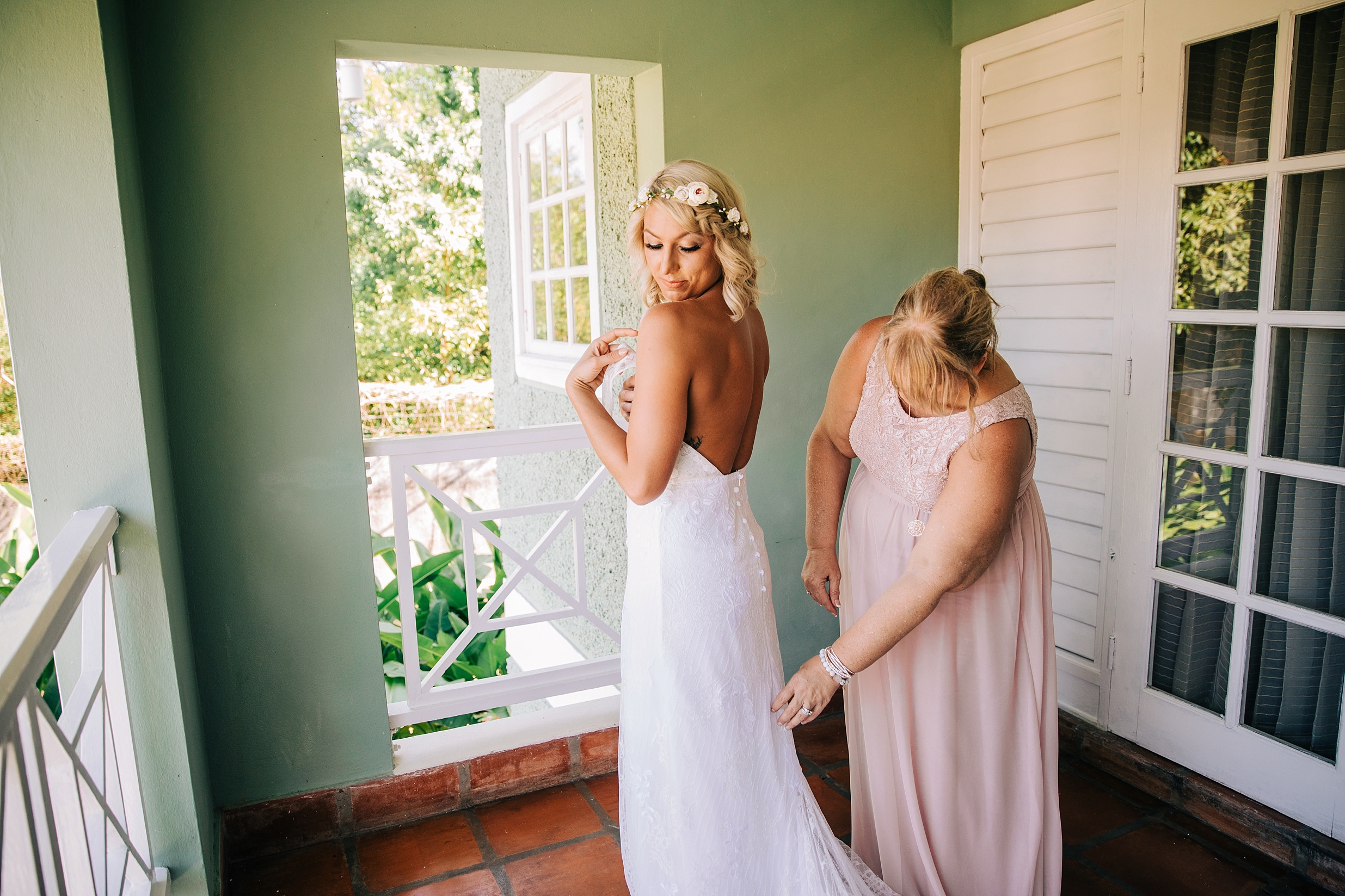 jamaican-wedding-sandals-wedding-destination-beach-intimate_0119.jpg