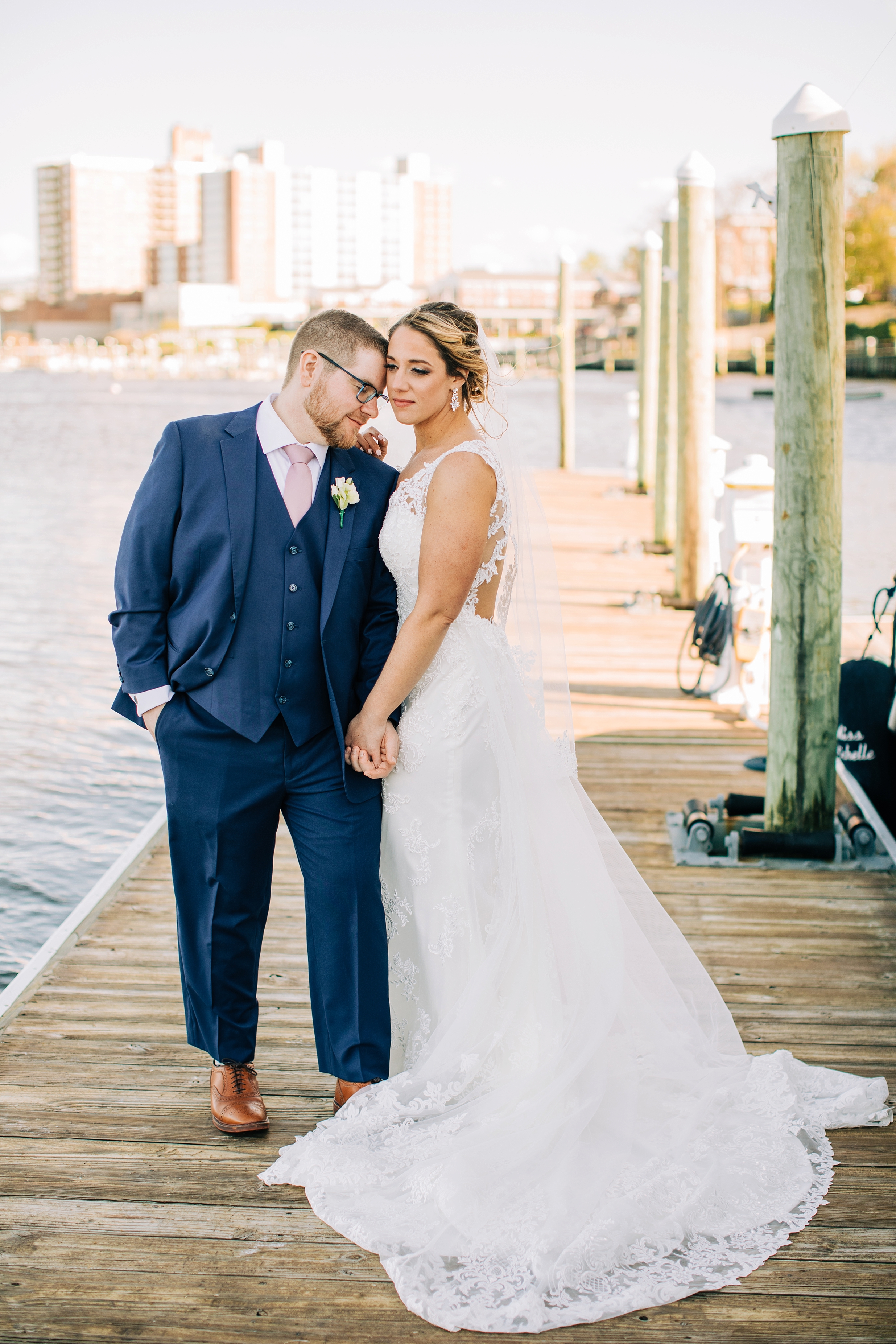 nj-beach-wedding-photographer-lace-gown-windy_0028.jpg