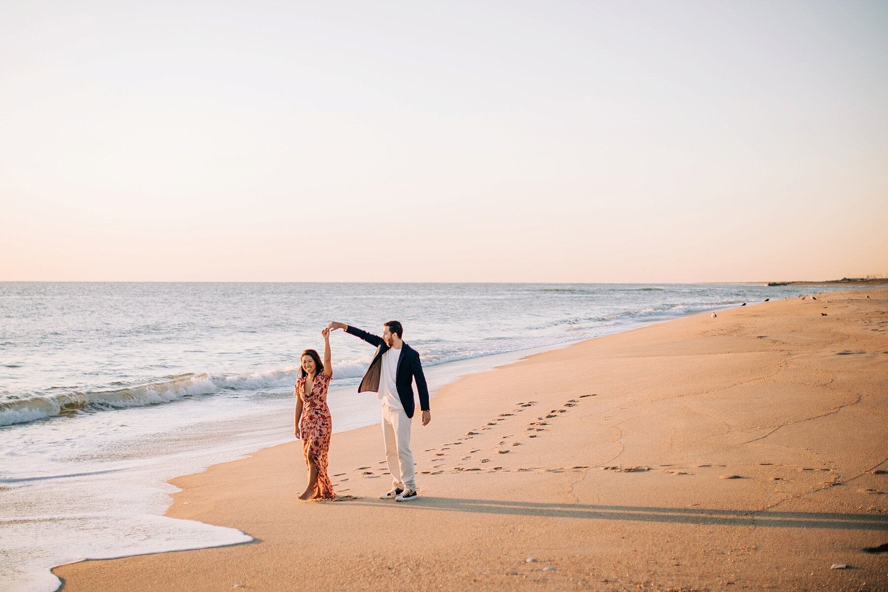 sandy-hook-sunrise-engagement-session-nj-wedding_0016.jpg