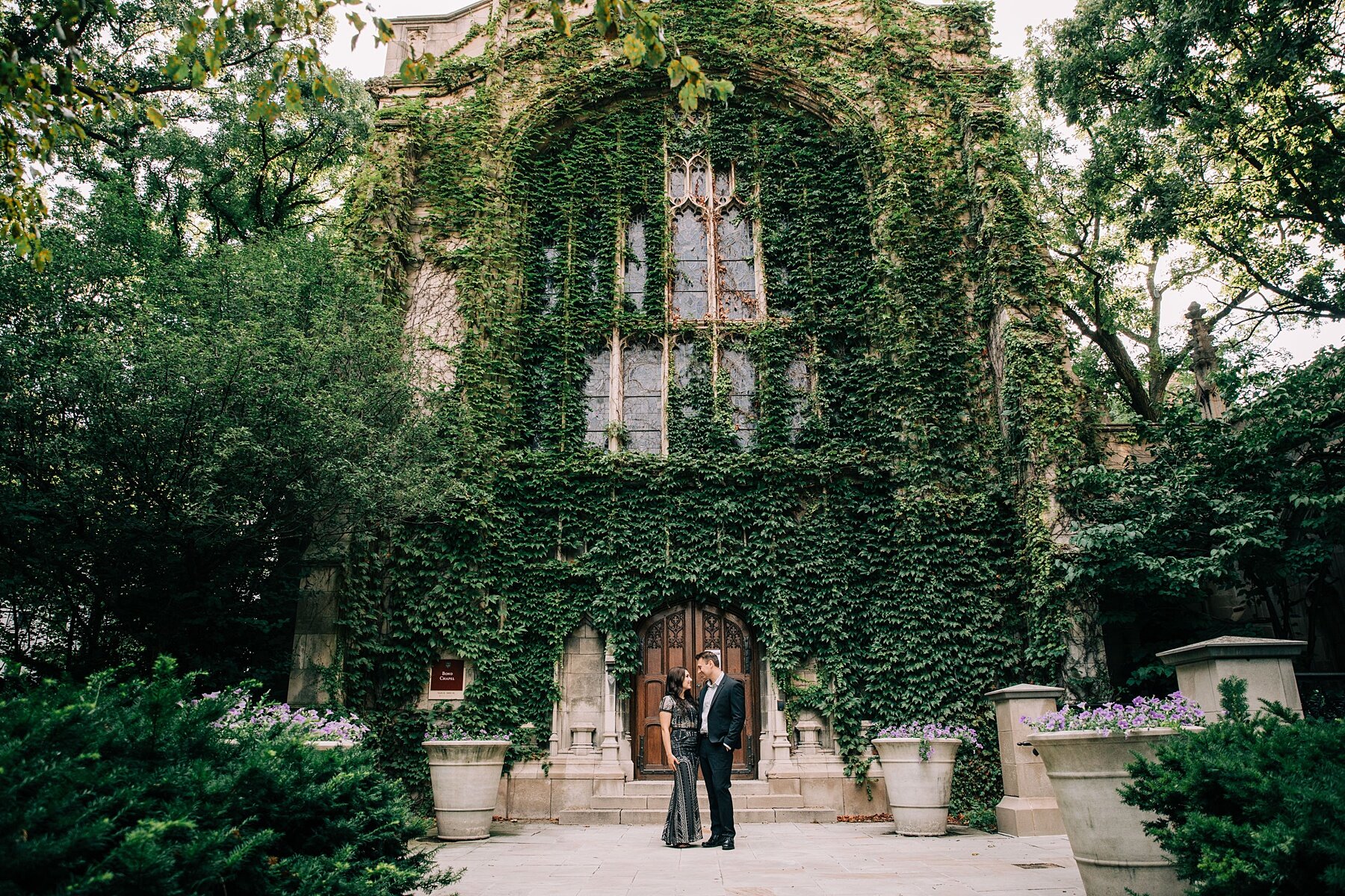 university-chicago-engagement-wedding-il-photo_0002.jpg