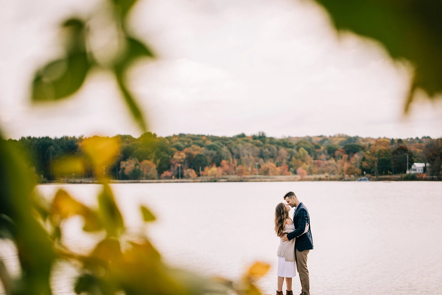 connecticut-wedding-photographer-engagement-orchard_0014.jpg