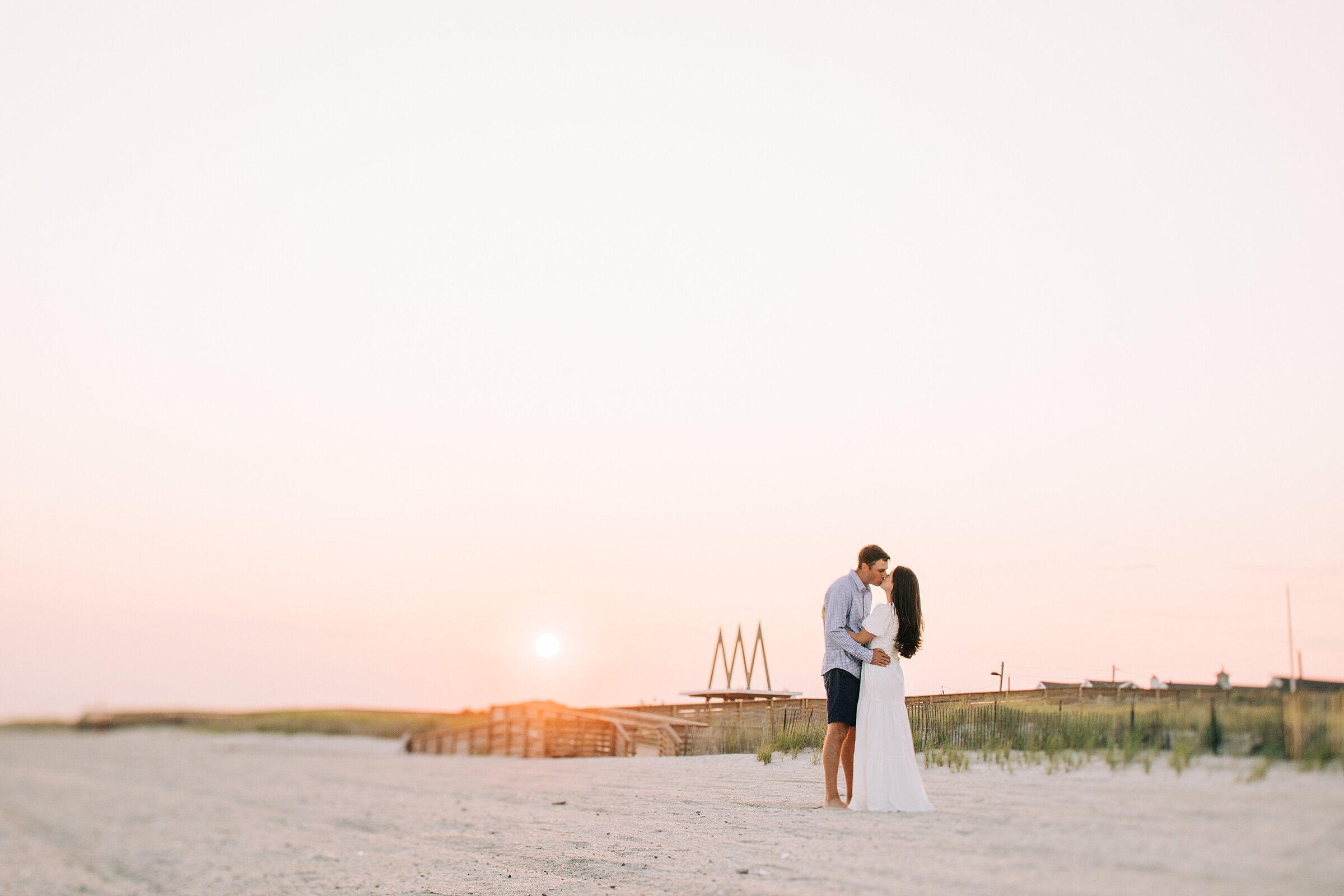 point-lookout-ny-wedding-engagement-session-beach_0008.jpg