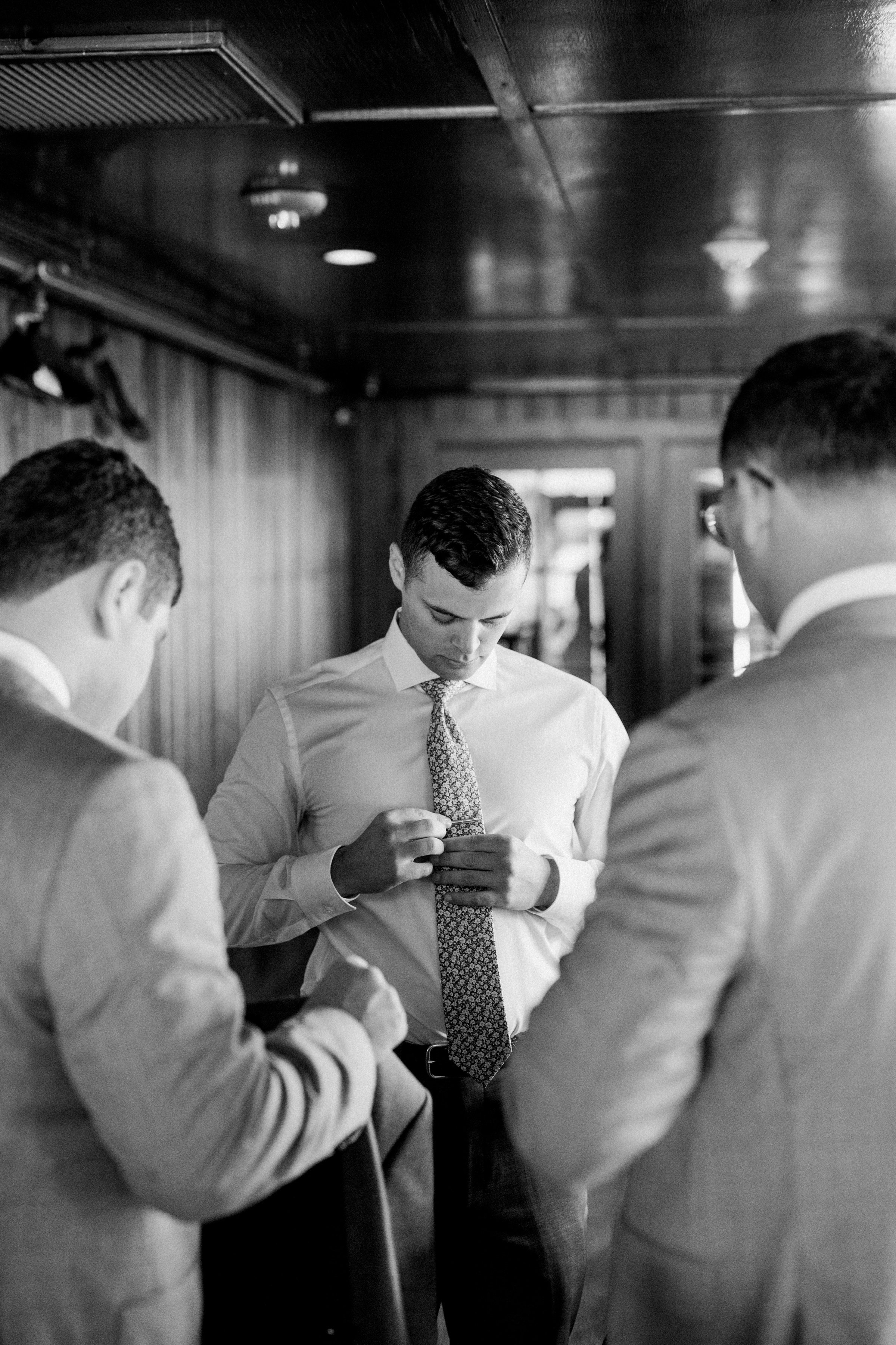 05_groom getting ready photos new jersey wedding.jpg