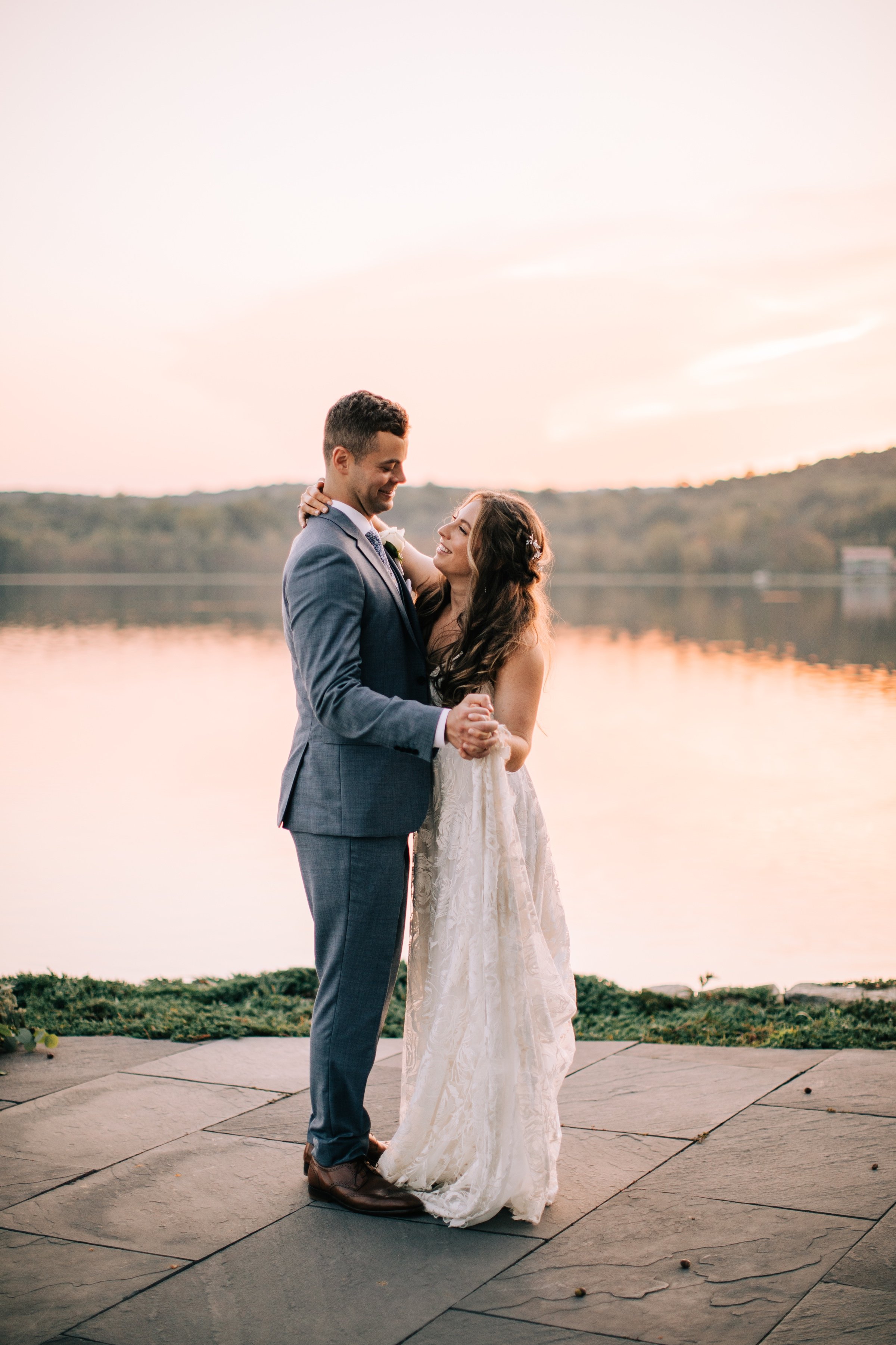 25_golden hour bride and groom photos new jersey wedding photography.jpg