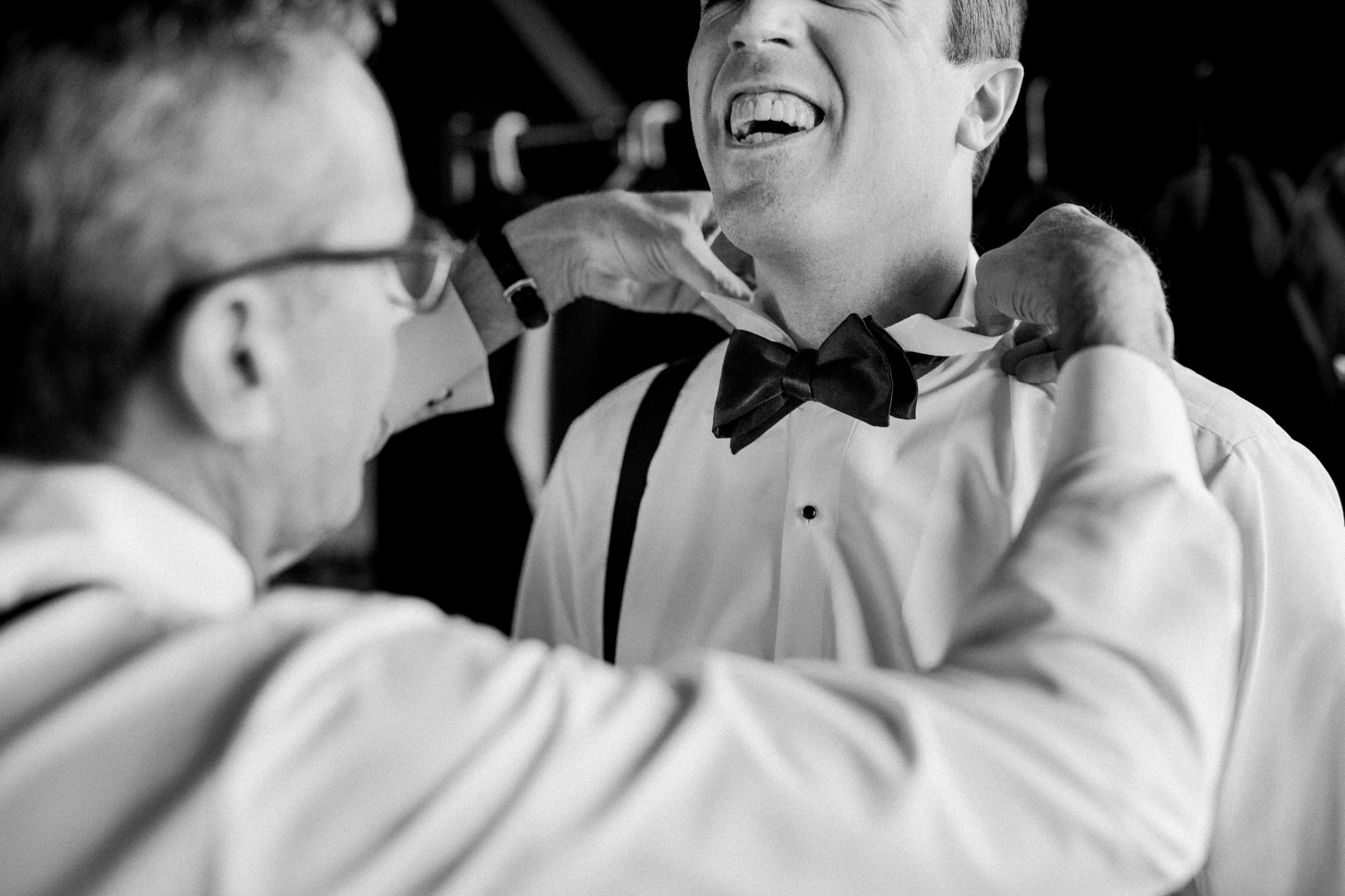 14_groom getting ready photos estate wedding new jersey.jpg