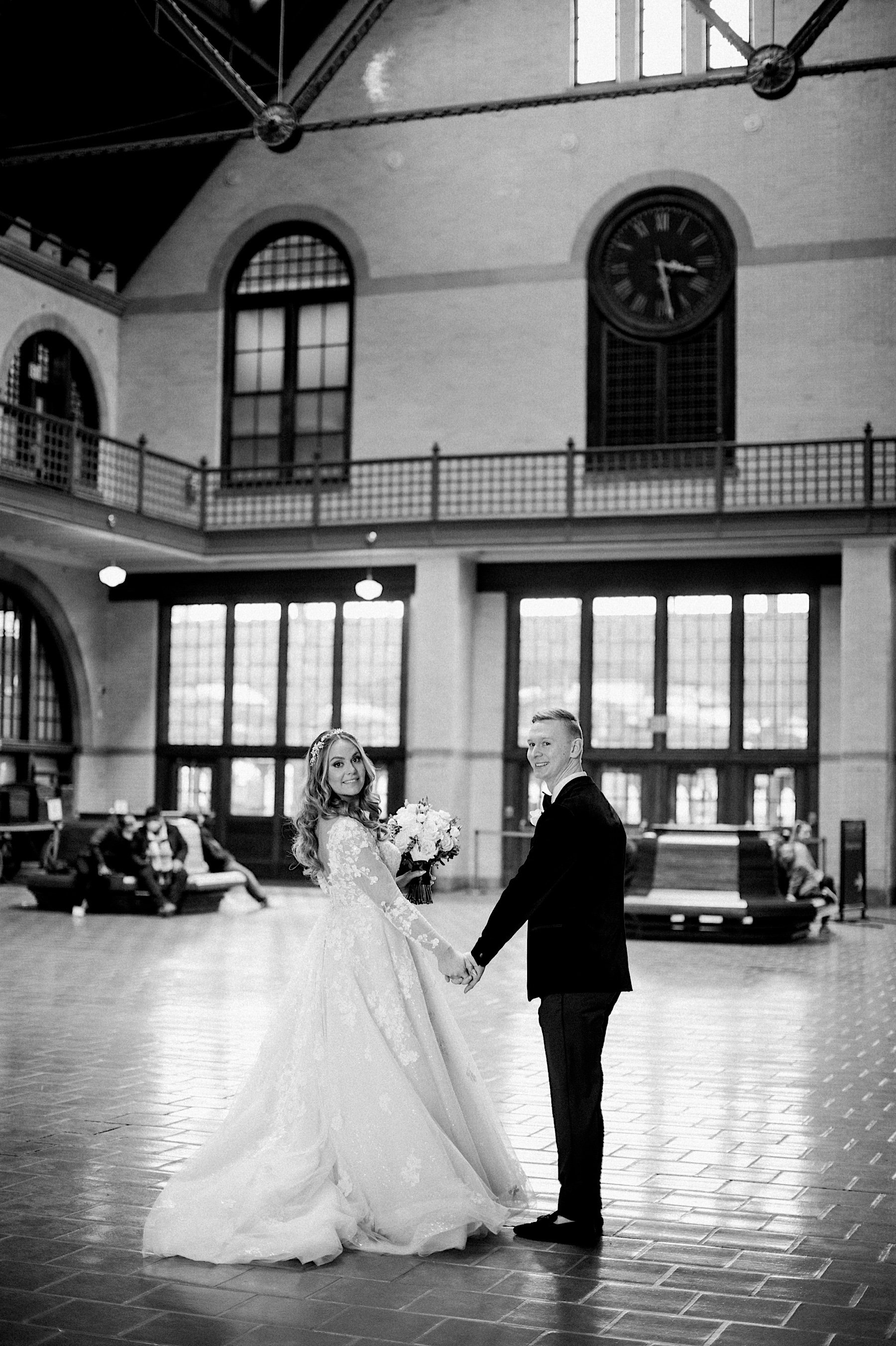 52_central railroad of new jersey terminal couples photos.jpg