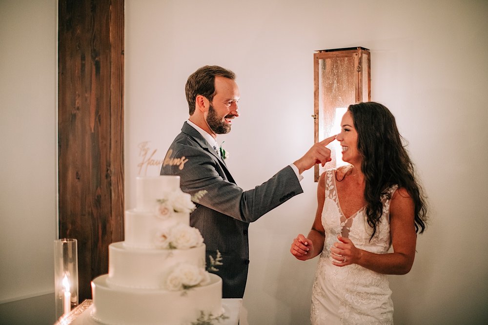 97_cake on nose at cross keys estate wedding reception.jpg