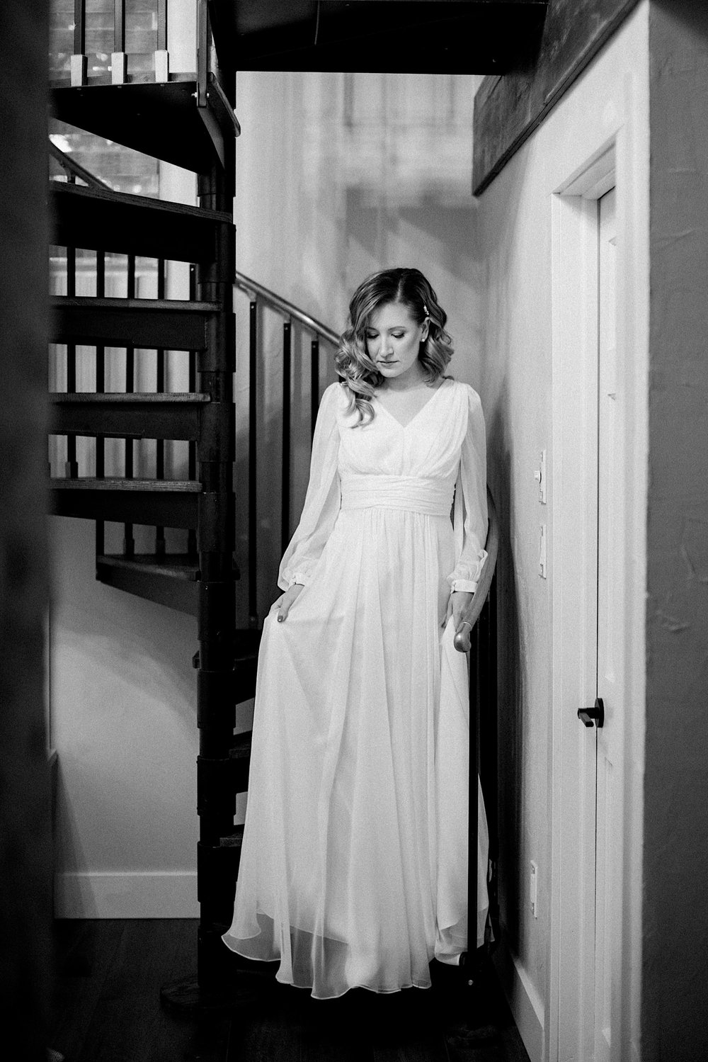 12_bridal portraits intimate wedding lambertville nj.jpg