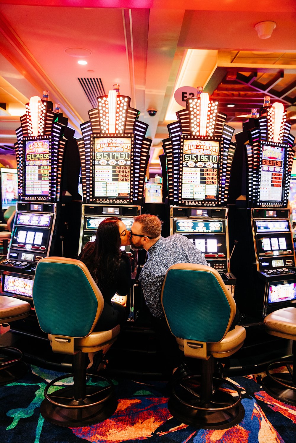 13_slot machines engagement sessiona atlantic city night.jpg