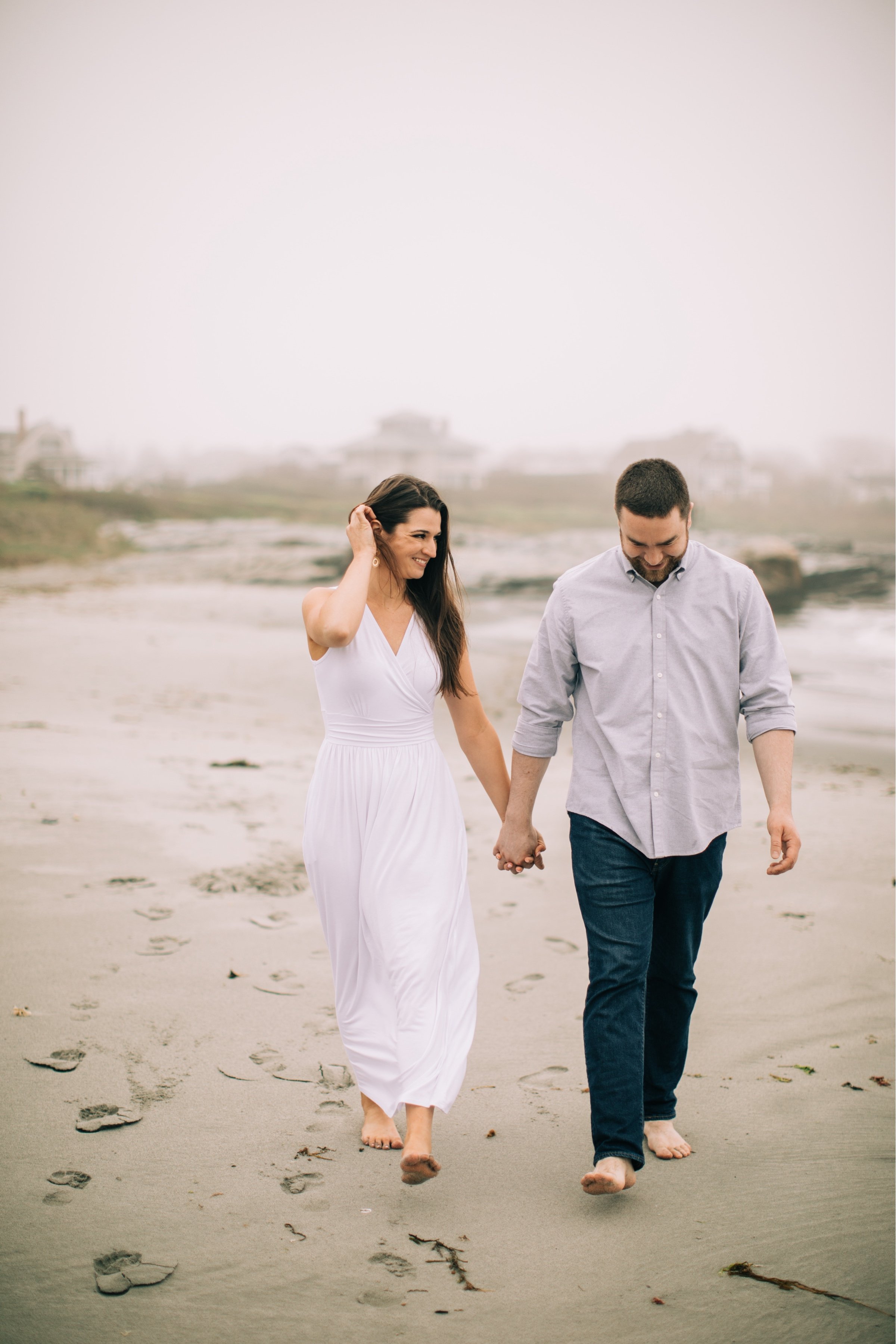 10_beachy engagement session newport rhode island.jpg