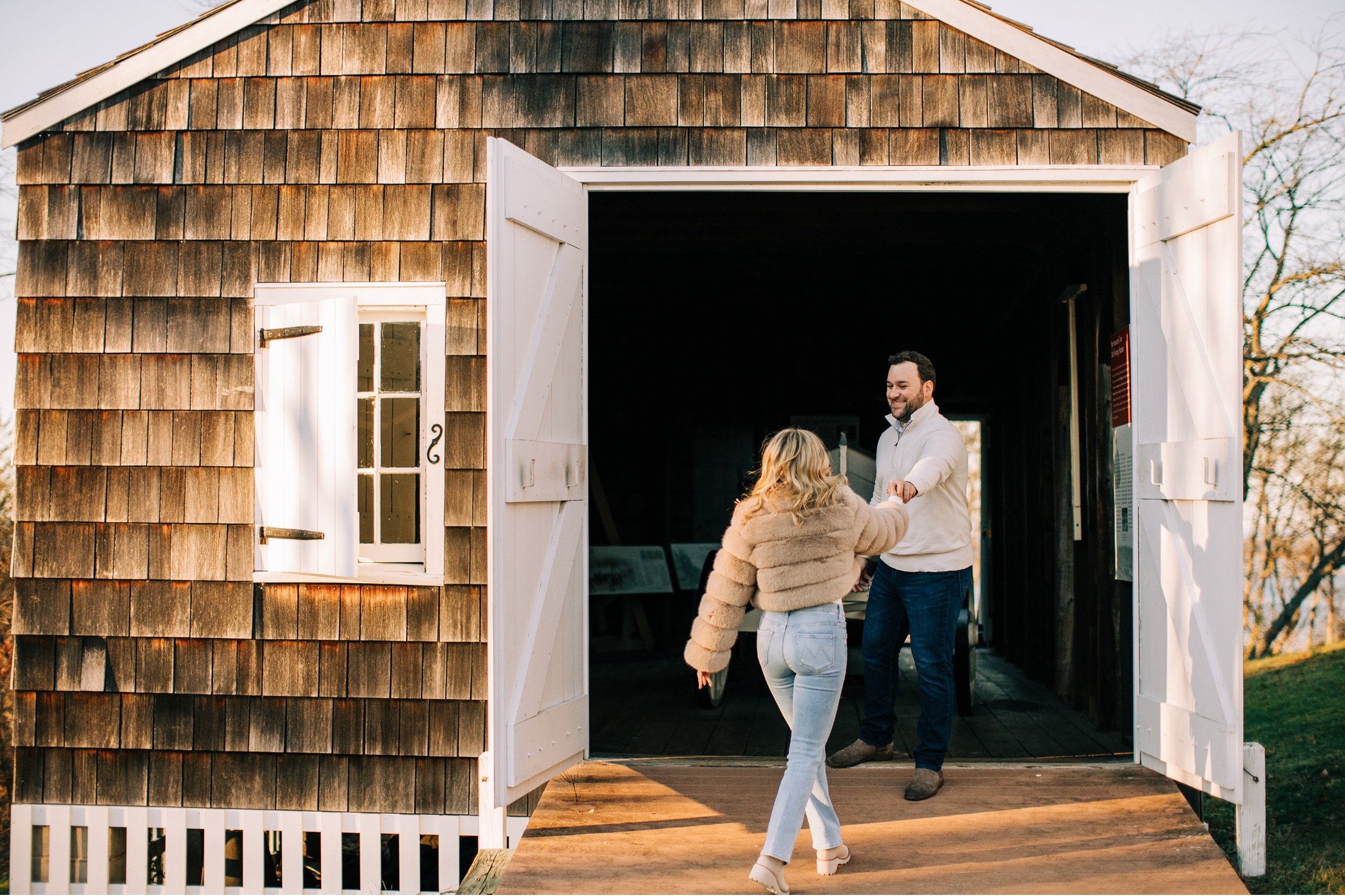 09_fur coat jersey shore engagement session.jpg