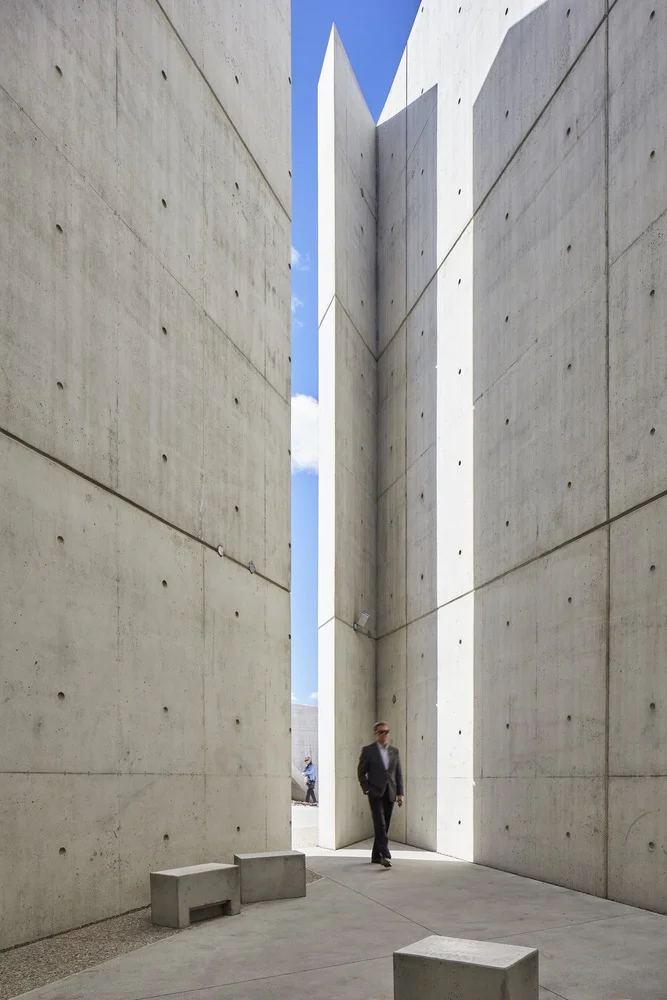 068-Libeskind_Holocaust_Monument.jpg