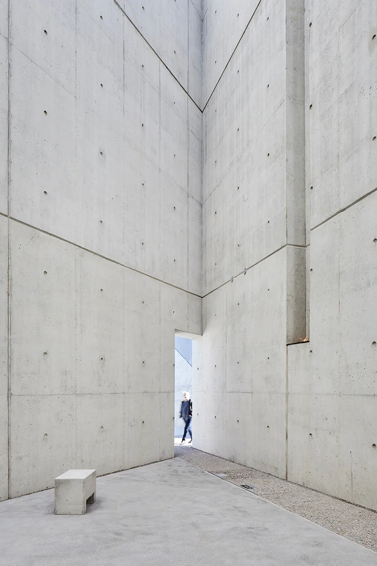daniel-libeskind-national-holocaust-monument-ottawa-canada-02.jpg