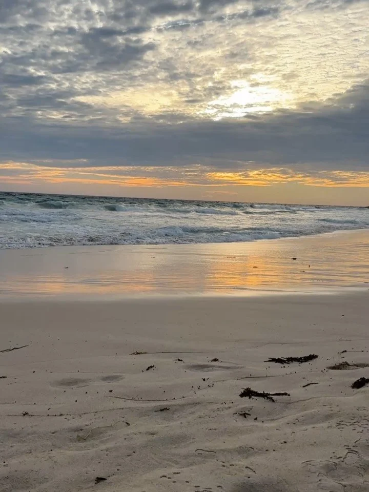Your (virtual) breathing space&hellip;

Give yourself a minute to just be. To just breathe.

Brought to you today from beautiful Bunker Bay, WA.
.
.
.
.
#sohoyogabne #yourbreathingspace #brisbaneyogastudio #yogastudiobrisbane