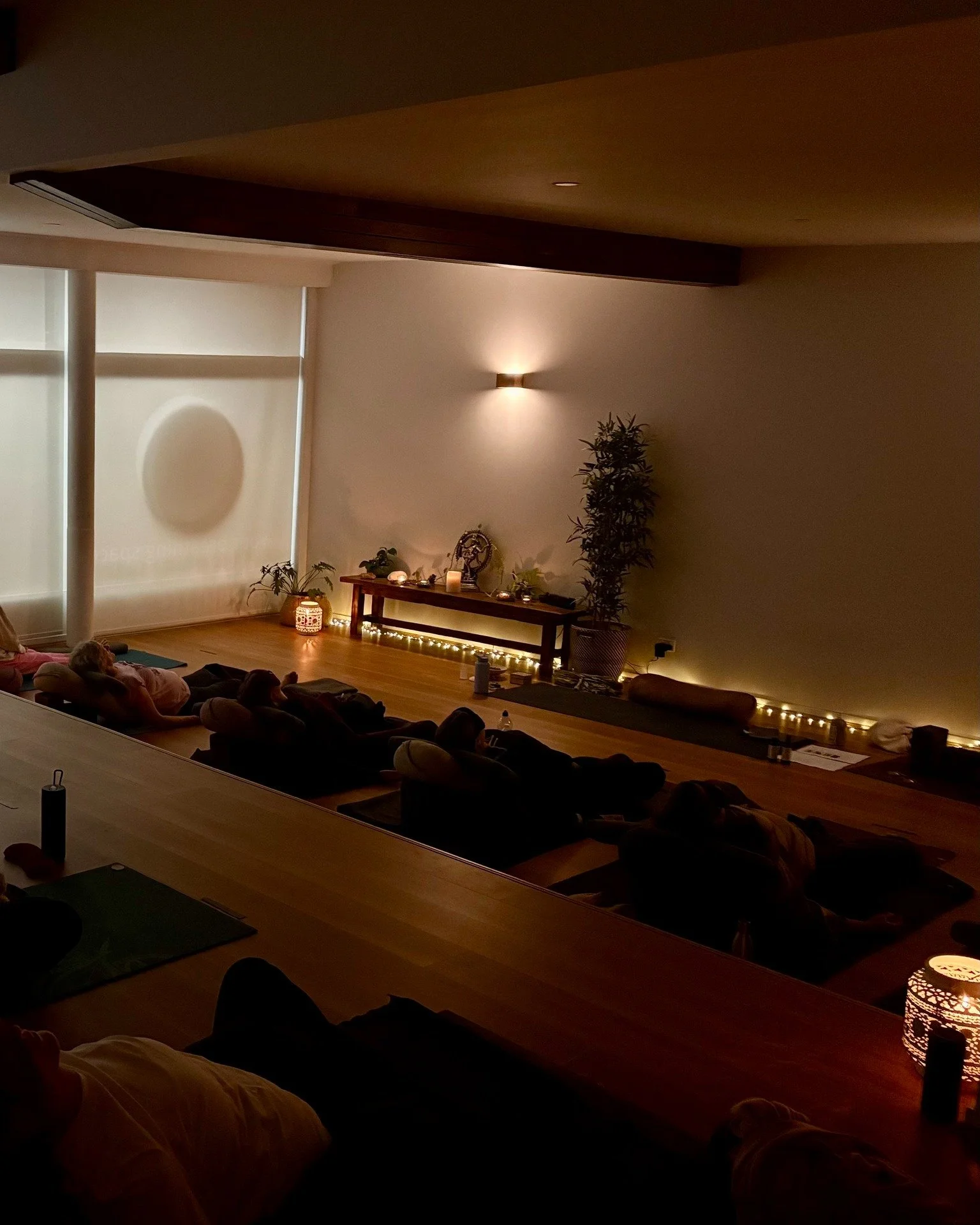 ✨ A beautiful evening cultivating 'Hygge' - the Danish art of creating a warm, comforting atmosphere fostering feelings of inner peace, calm, and genuine connection. ✨

On Saturday evening, 18 SoHo yogis joined Kelly &amp; Nic for a cosy evening dedi