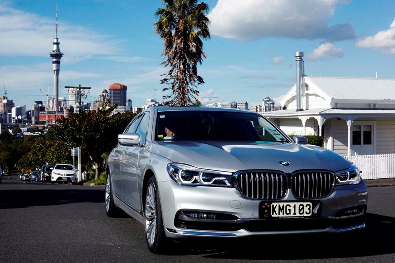 2015 BMW 7 Series 