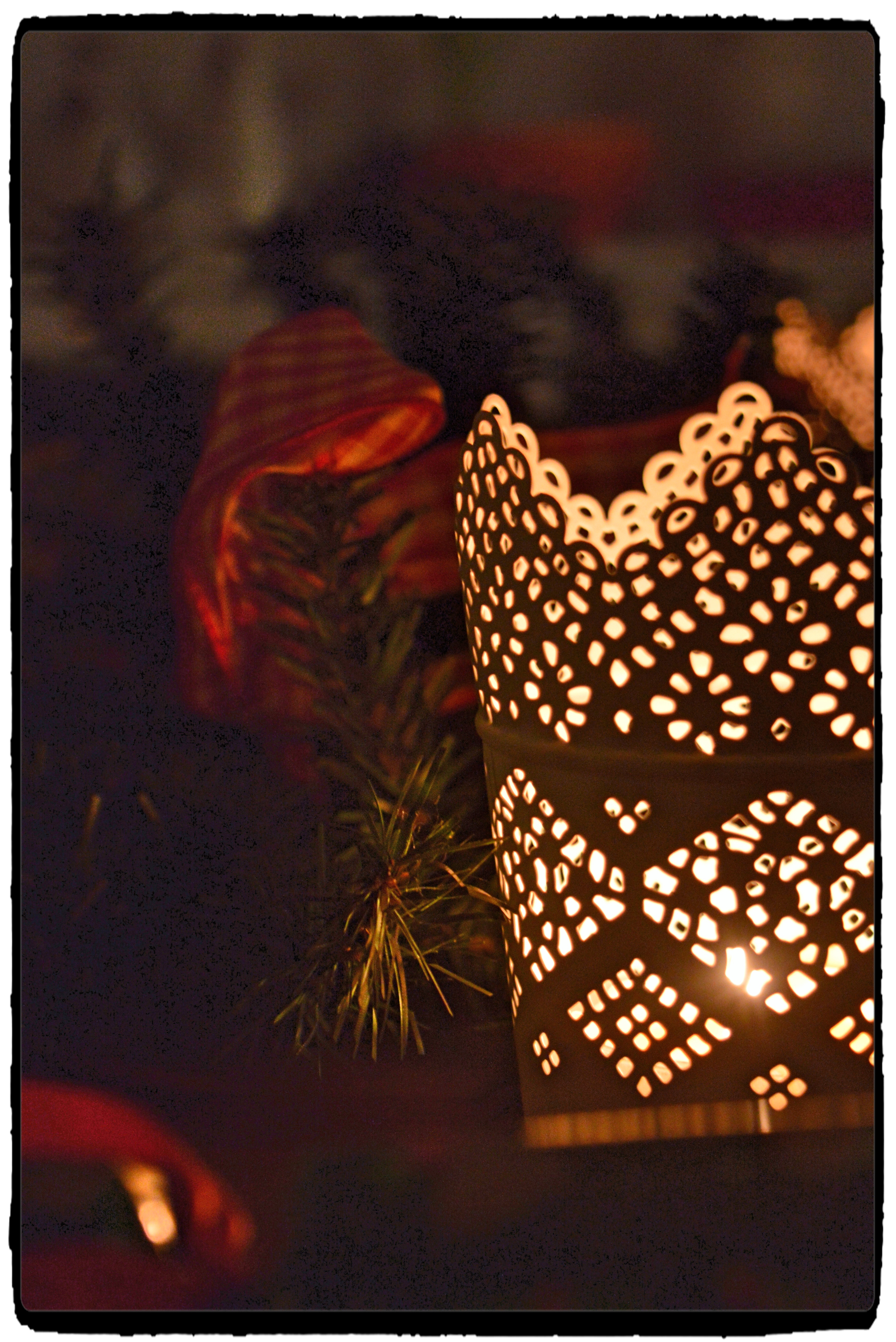 I love those lace like candleholders from Ikea