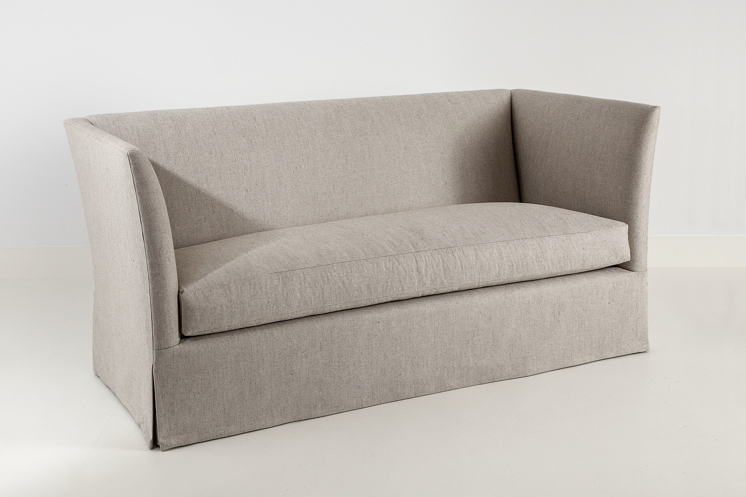 Sofa 3b.jpg