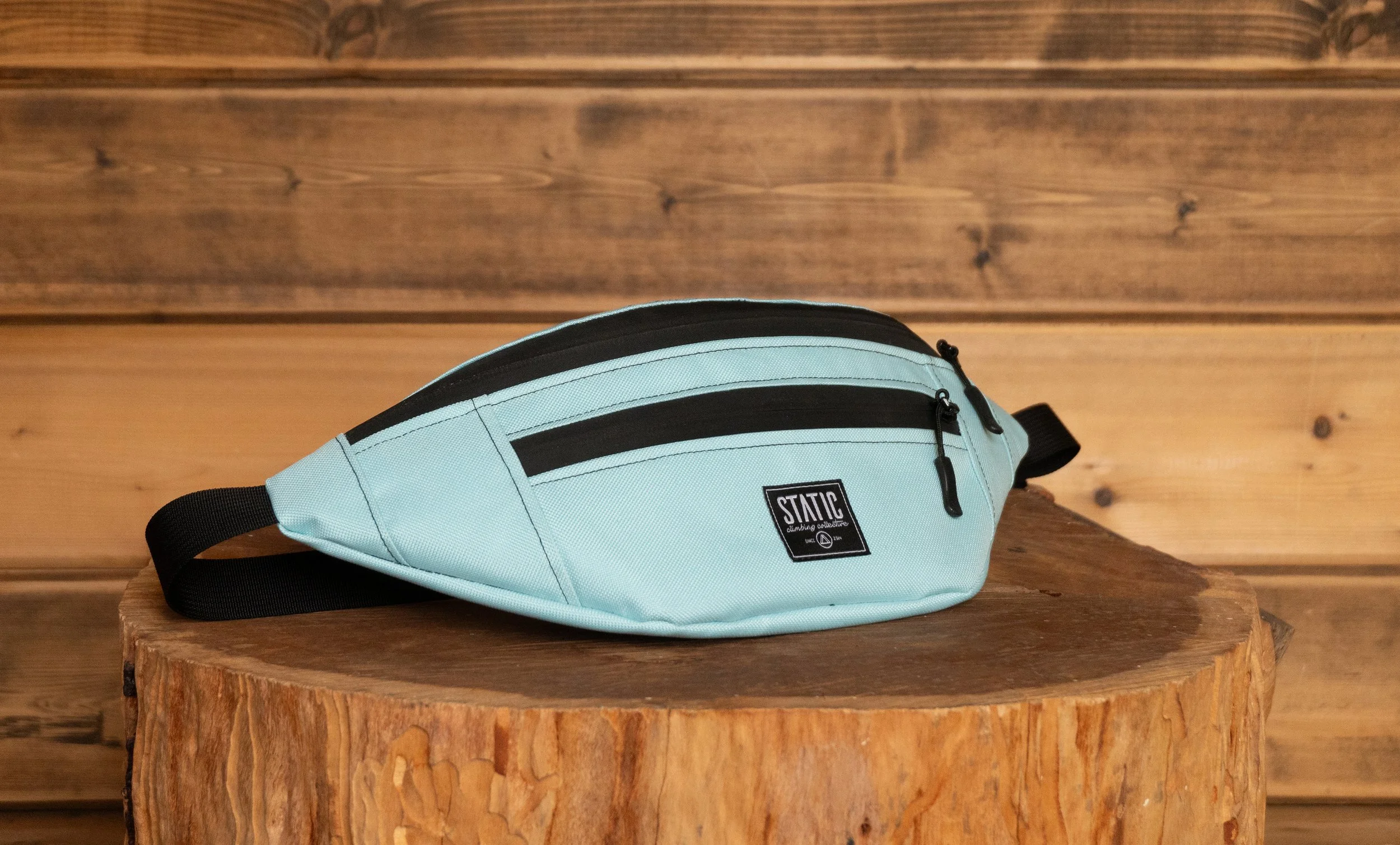 fannypack _artic blue quarter.jpg