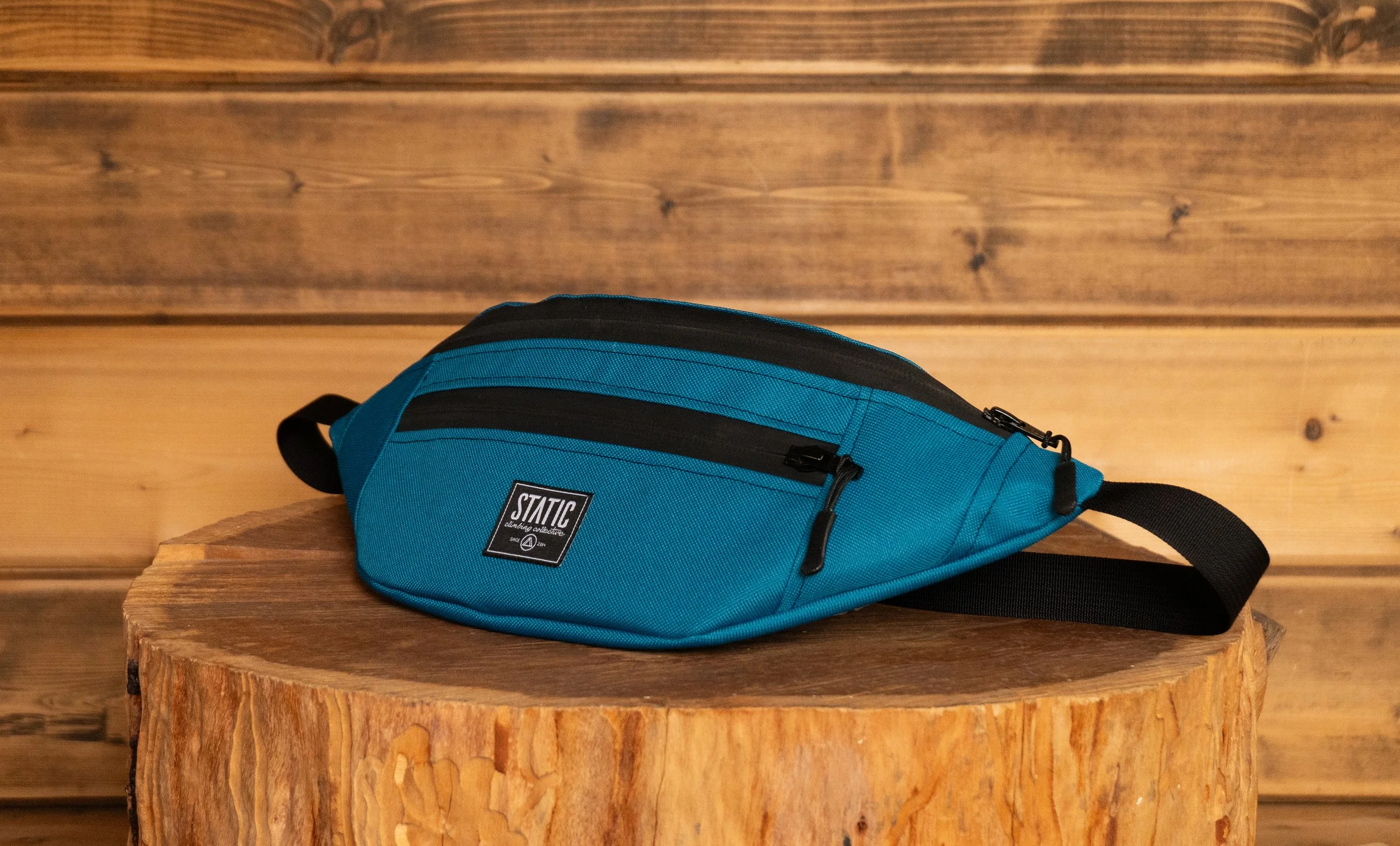 fannypack _aqua MAIN.jpg