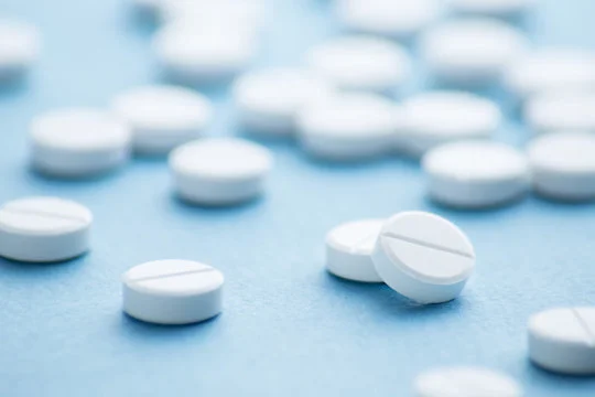 Widespread aspirin use despite few benefits, high risks