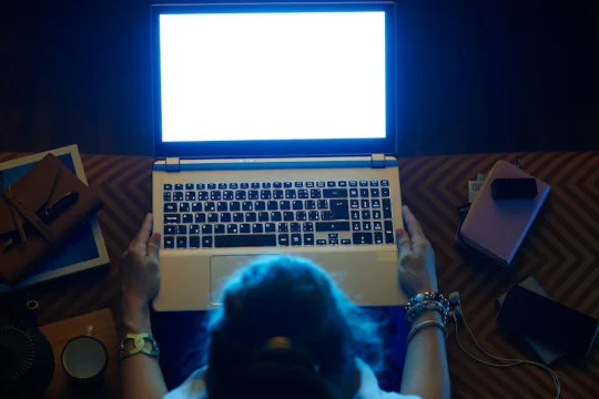 Daily exposure to blue light may accelerate aging, even if it doesn't reach your eyes
