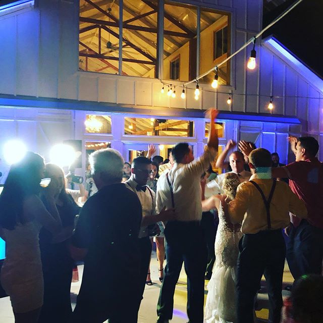 Check out @thepointelakeeufaula 😍😍😍 such a beautiful venue with a lake side view!! #weddingdj #dj #wedding #djlife #mobiledj #eventdj #party #pioneerdj #clubdj #hochzeit #weddingdjs #uplighting #seratodj #music #bride #corporatedj #partydj #hochze