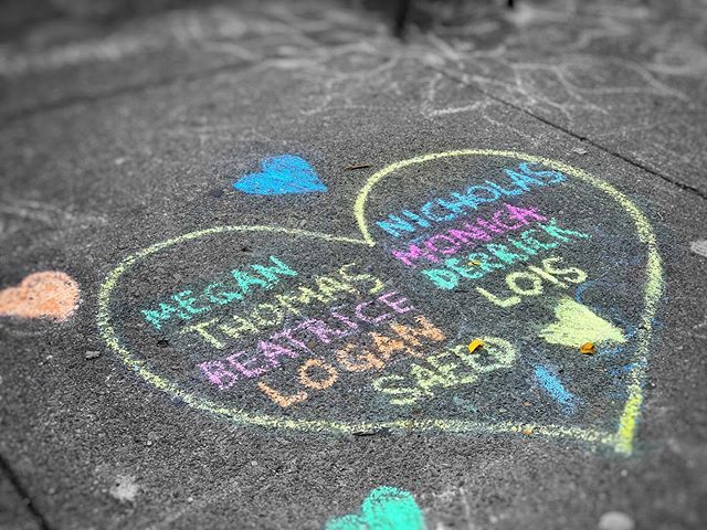 Yesterday I had the opportunity to work at Heart Mercantile during the #GemCityShine event. One of the cool things Heart did was place a candy bowl of sidewalk chalk outside in front of their shop open to anyone to draw whatever on the sidewalk.
I got there at 11 and before the crowds started to show up, there was a kid who drew the picture below. I asked him if I could take a picture and he said of course.
Dave Chappelle did an amazing thing by giving us the opportunity to reclaim our city back yesterday. The events that occurred in the OD a couple weeks ago will never be forgotten much like these nine names.
Be thankful for what we have today, if you see some hurting, comfort them. If you see someone needing an ear, listen to them. If you see someone not wanting to be alone, be with them. We all have the ability to be catalysts for change. Now is the time to be the change.