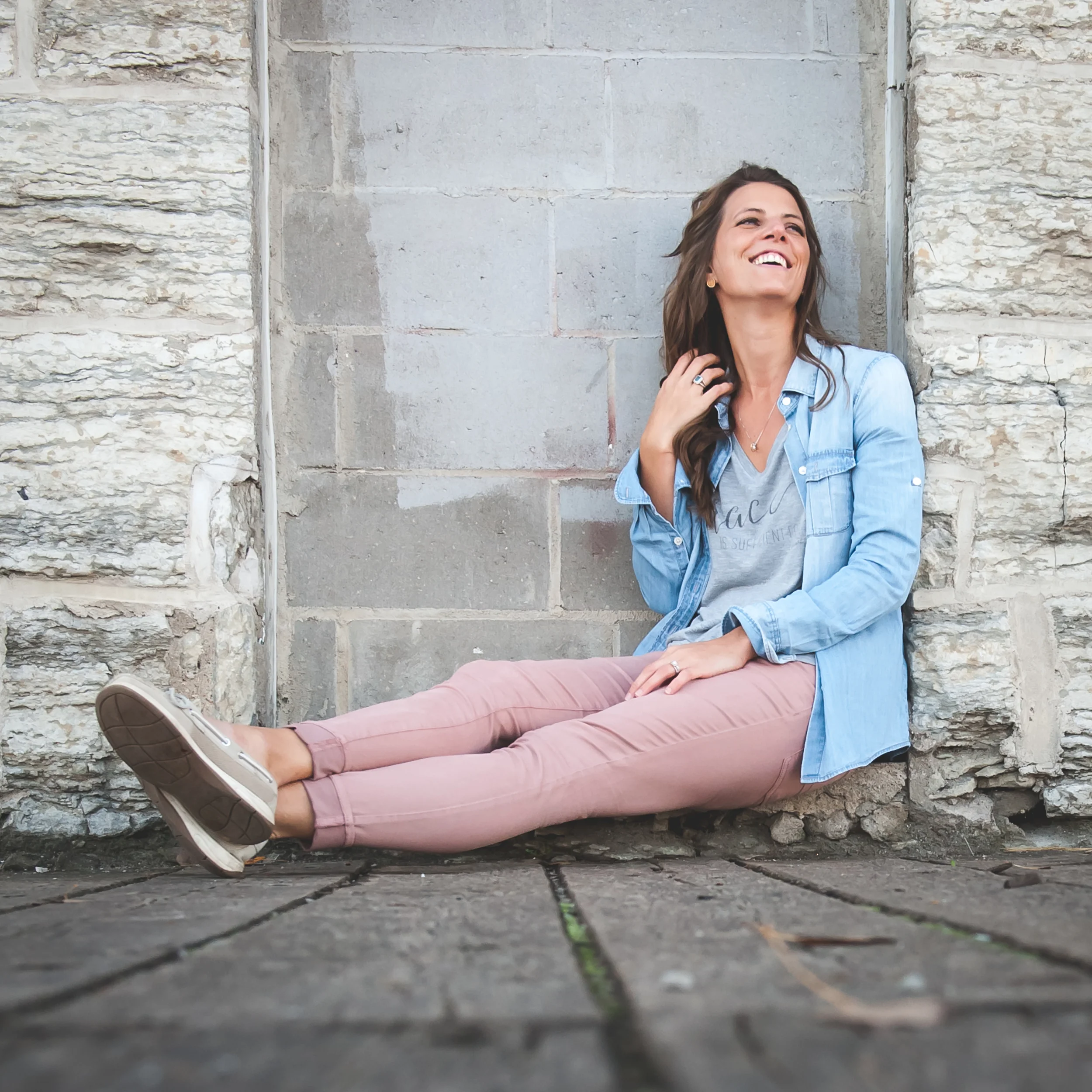 Behold in the Bible — six notes clothing