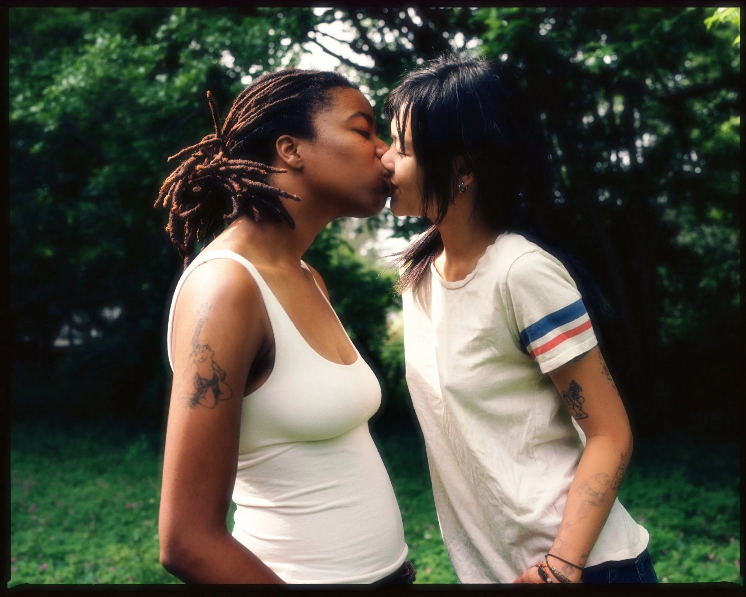 SwordKiss_edit7_glow copy.jpg