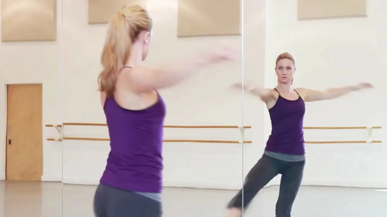 Cloaxia-Apple ProRes 422.mov.00_00_33_11.Still004.jpg