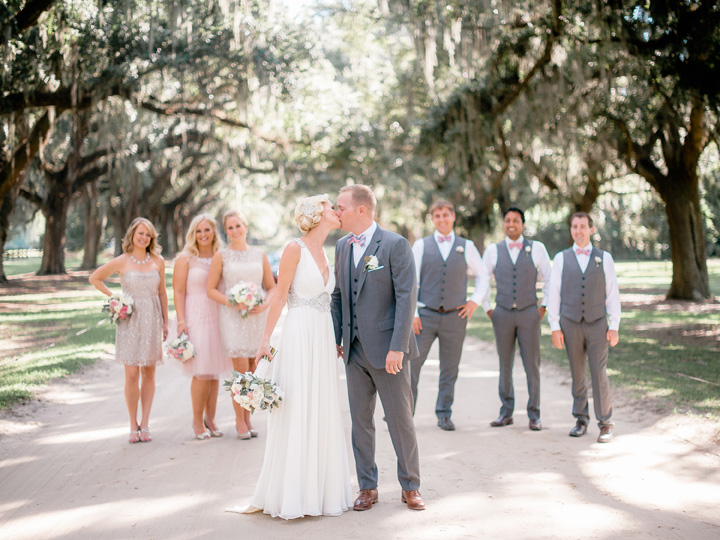 07boonehallplantationcharlestonweddingphotography.jpg