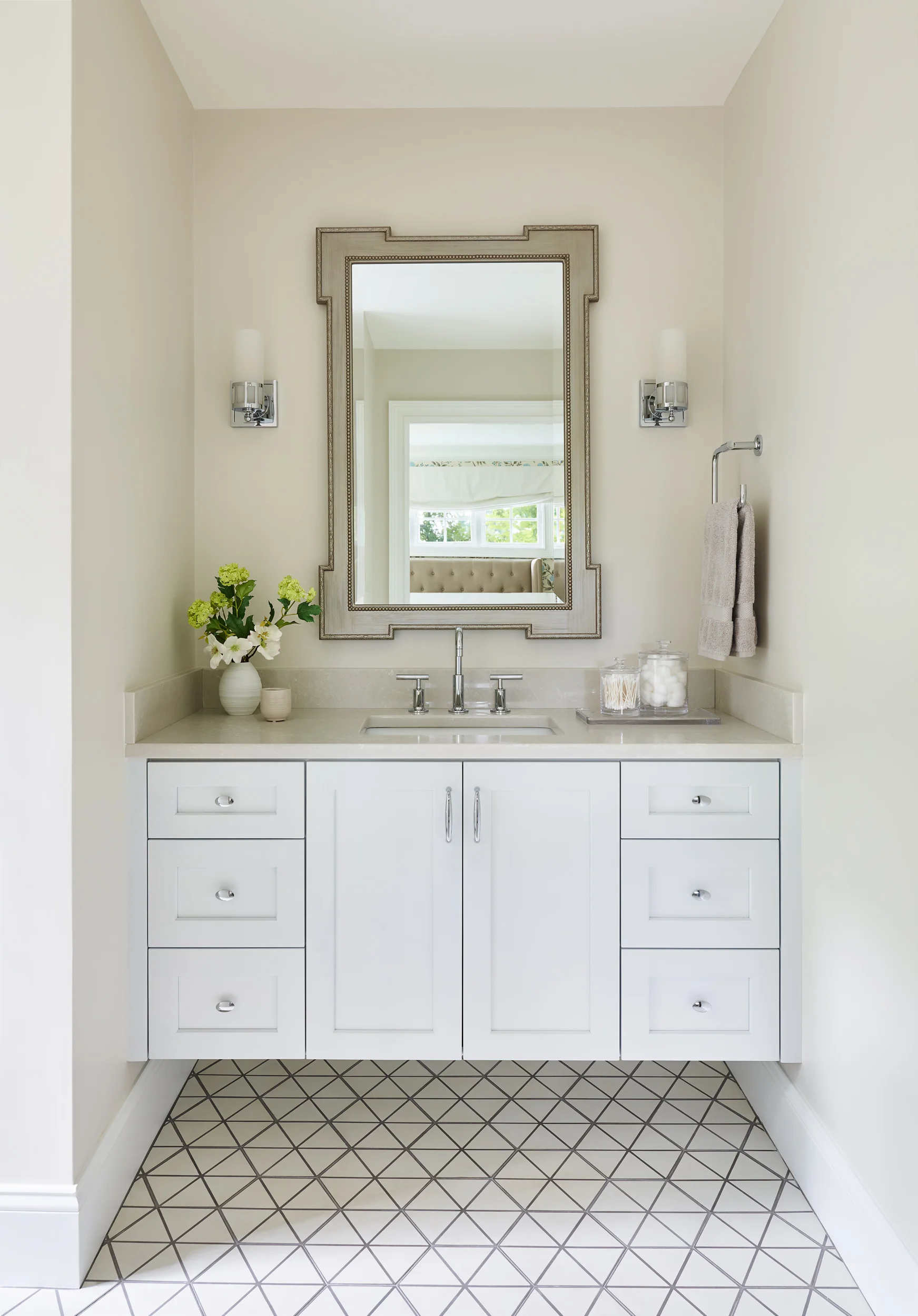 PinneyDesigns_UpweyWellesley_GuestBathVanity_Final_SMALL.jpg