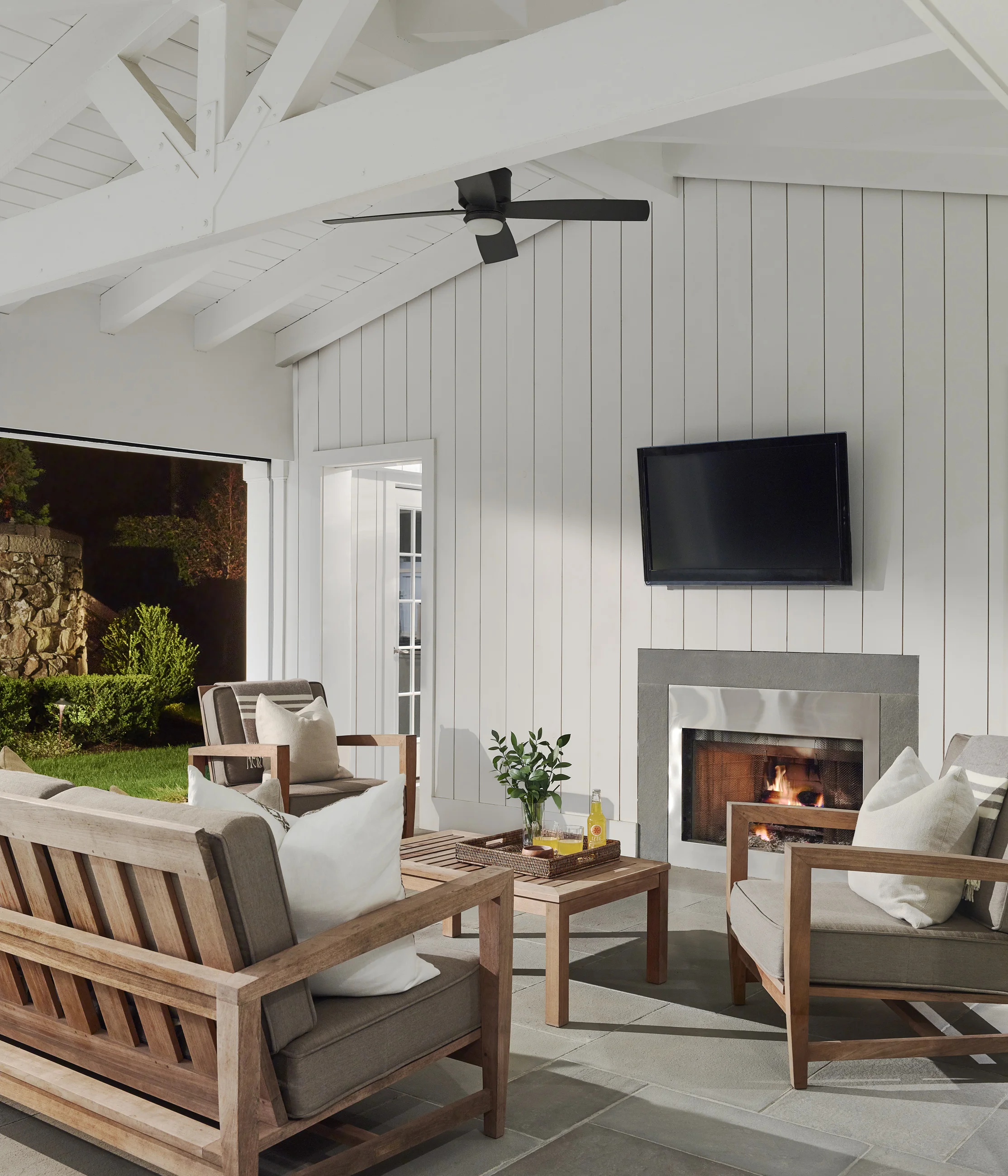 PinneyDesigns_RustCohasset_PoolHouseSeating_Final_SMALL.jpg