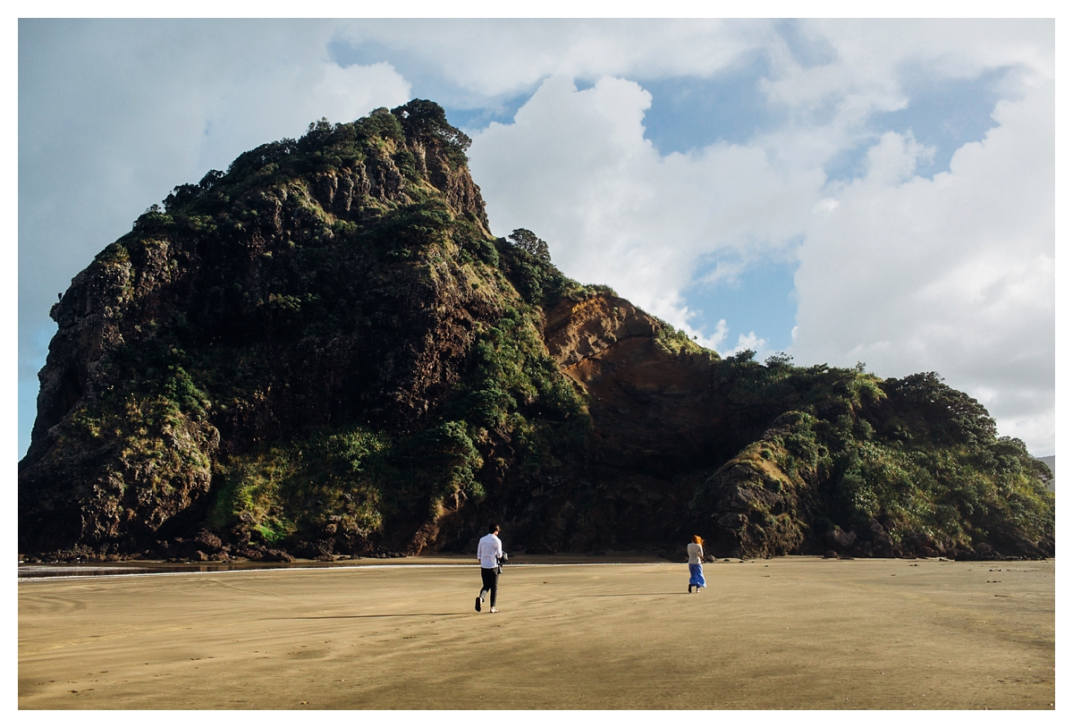 piha-auckland-honeymoon-couple_0020.jpg