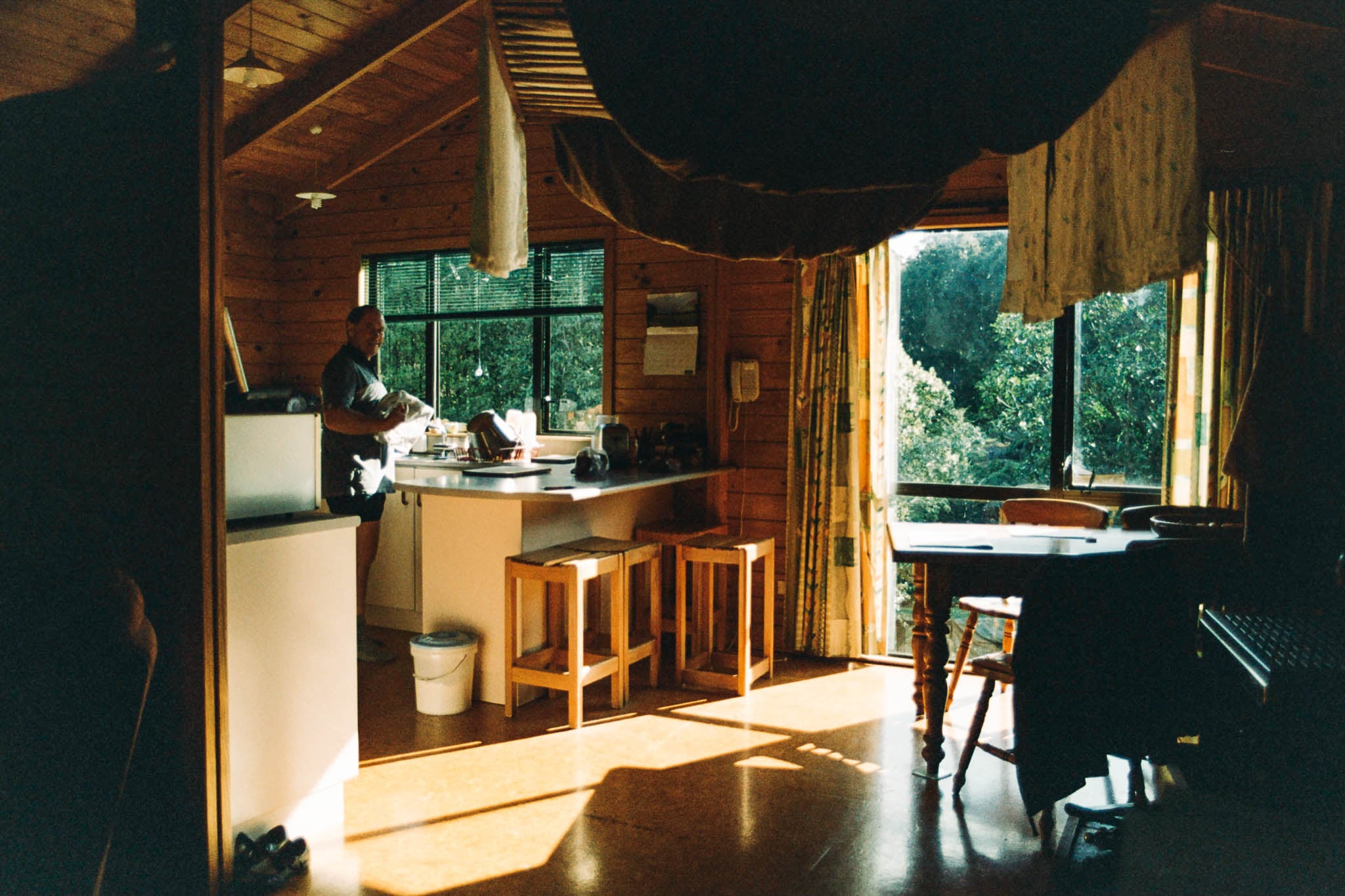  The homely kitchen 