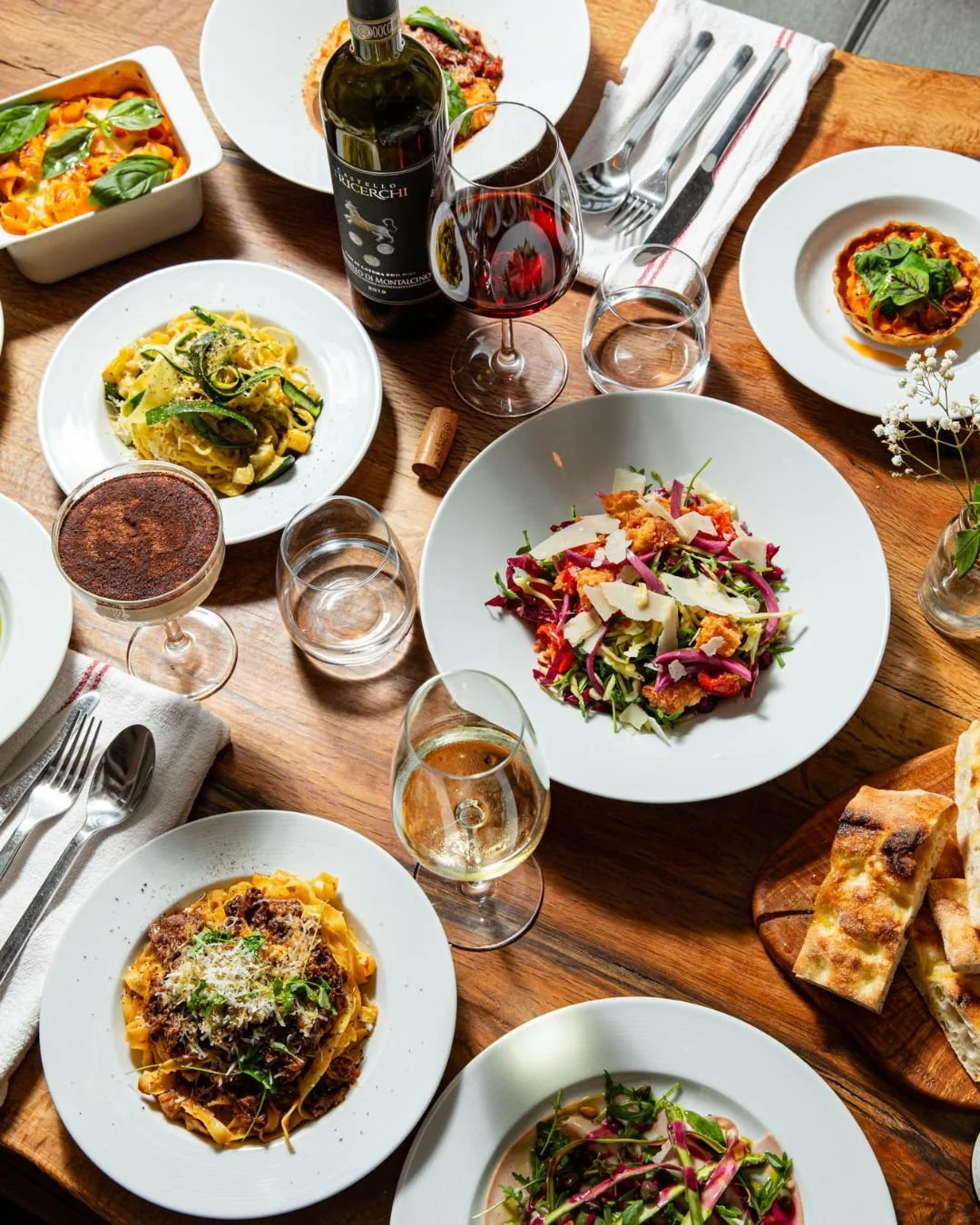 A charming little gem of a restaurant nestled on Alfriston high street, serving an authentic Italian menu rich in flavour and tradition, alongside a fine selection of local and international wines

I spent a week in Alfriston recently and had the ple
